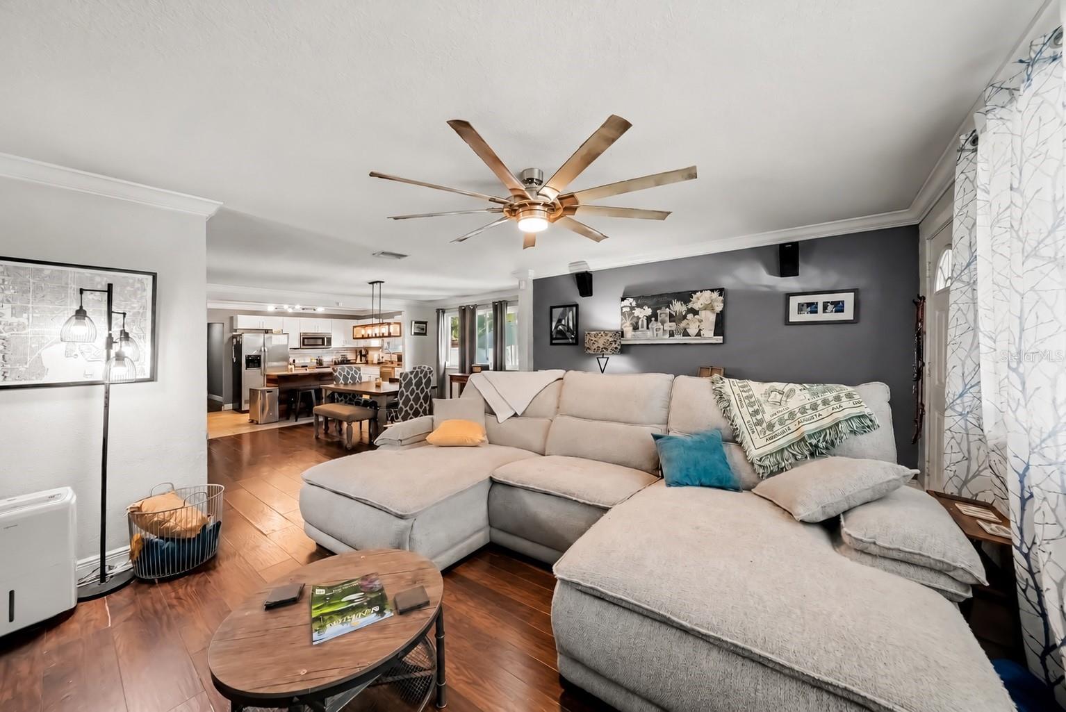 917 E 24TH AVENUE, Tampa, FL 33605 917 E 24TH AVENUE, Tampa, FL 33605