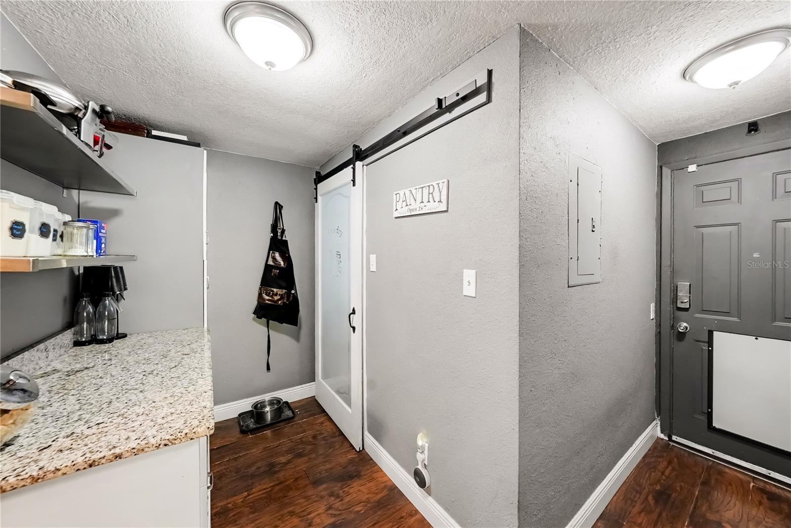 917 E 24TH AVENUE, Tampa, FL 33605