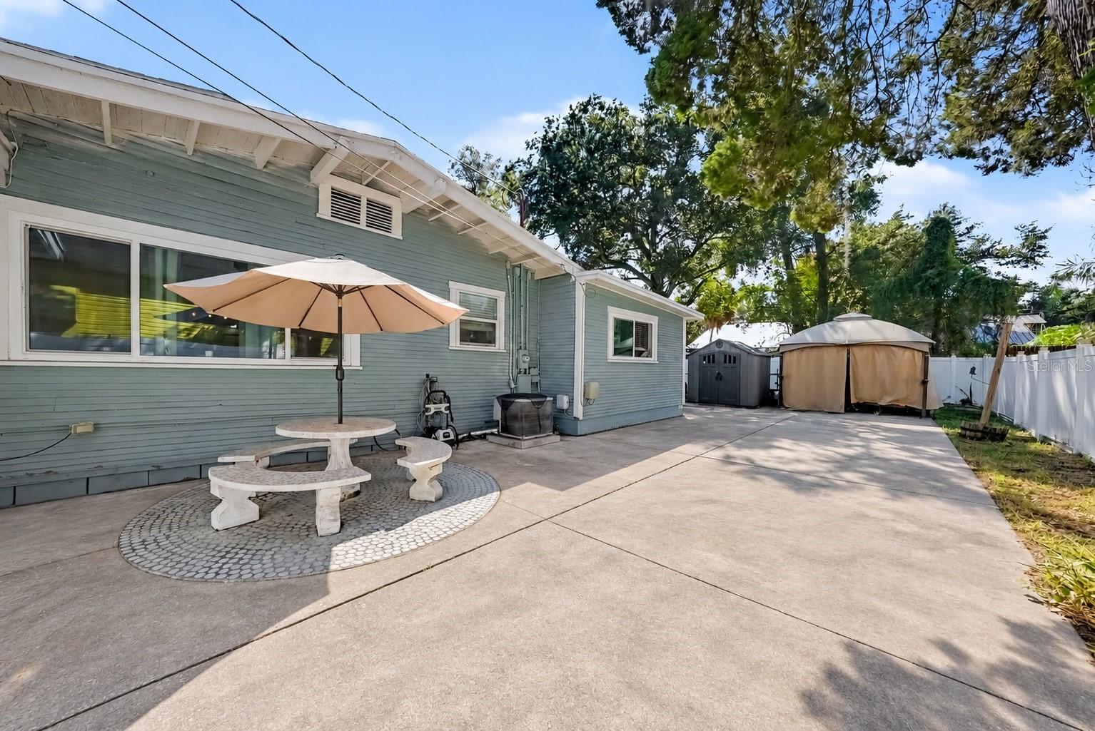 917 E 24TH AVENUE, Tampa, FL 33605