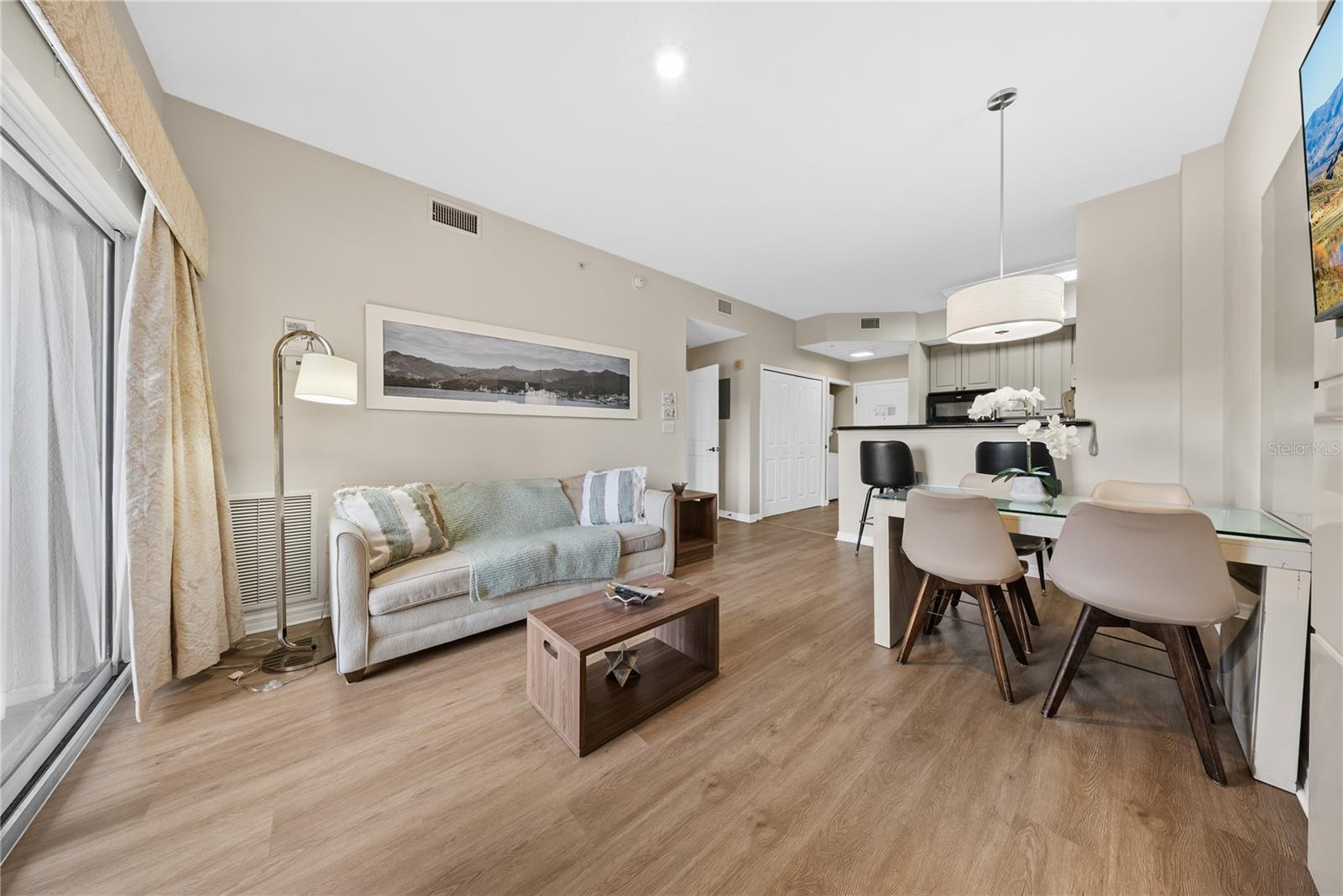 7383 UNIVERSAL BOULEVARD, #309, Orlando, FL 32819