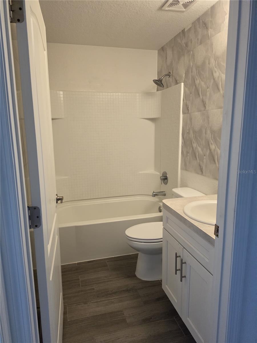 BATH ROOM 2