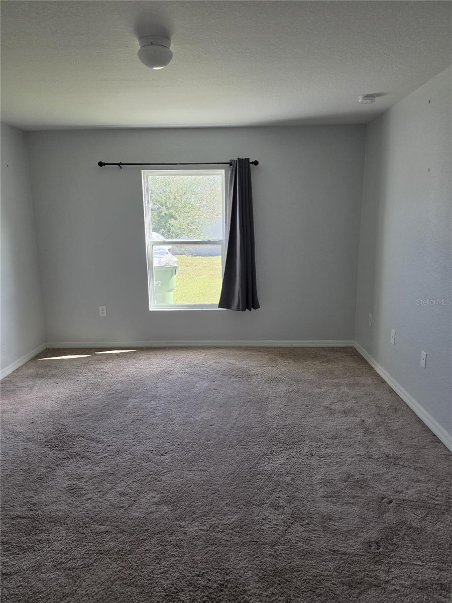 MASTER ROOM MASTER ROOM