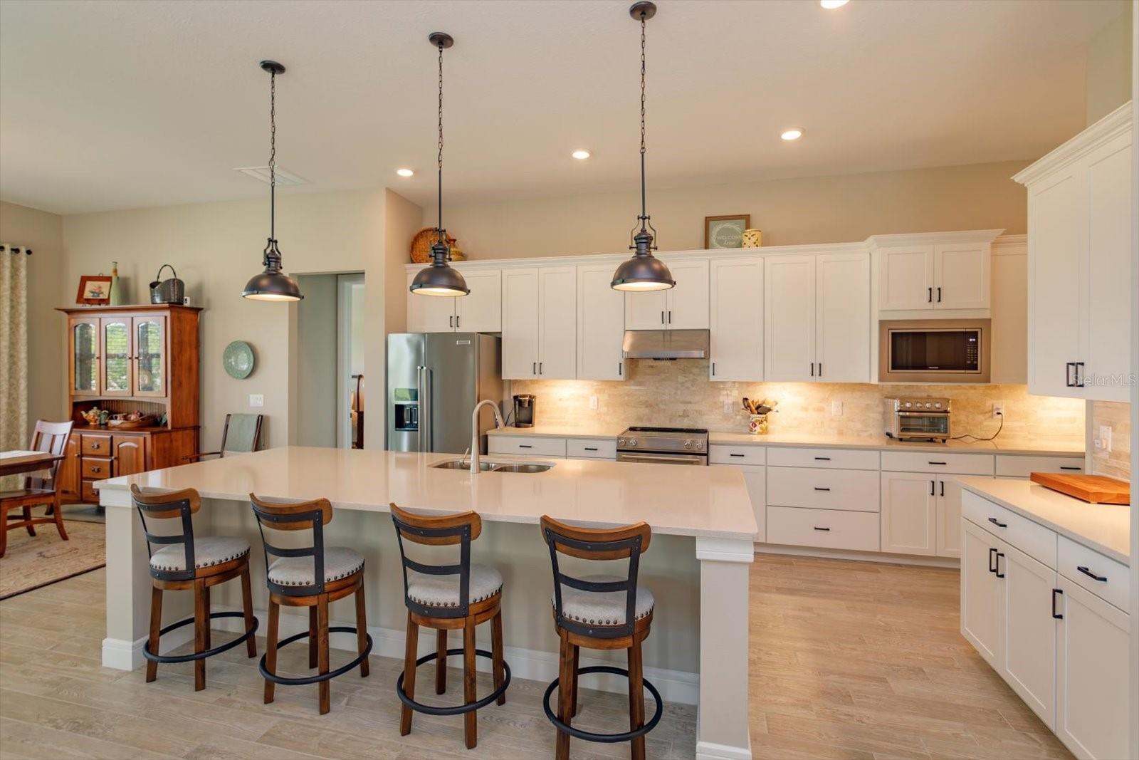Upgraded Lighting and Stainless-Steel Appiances