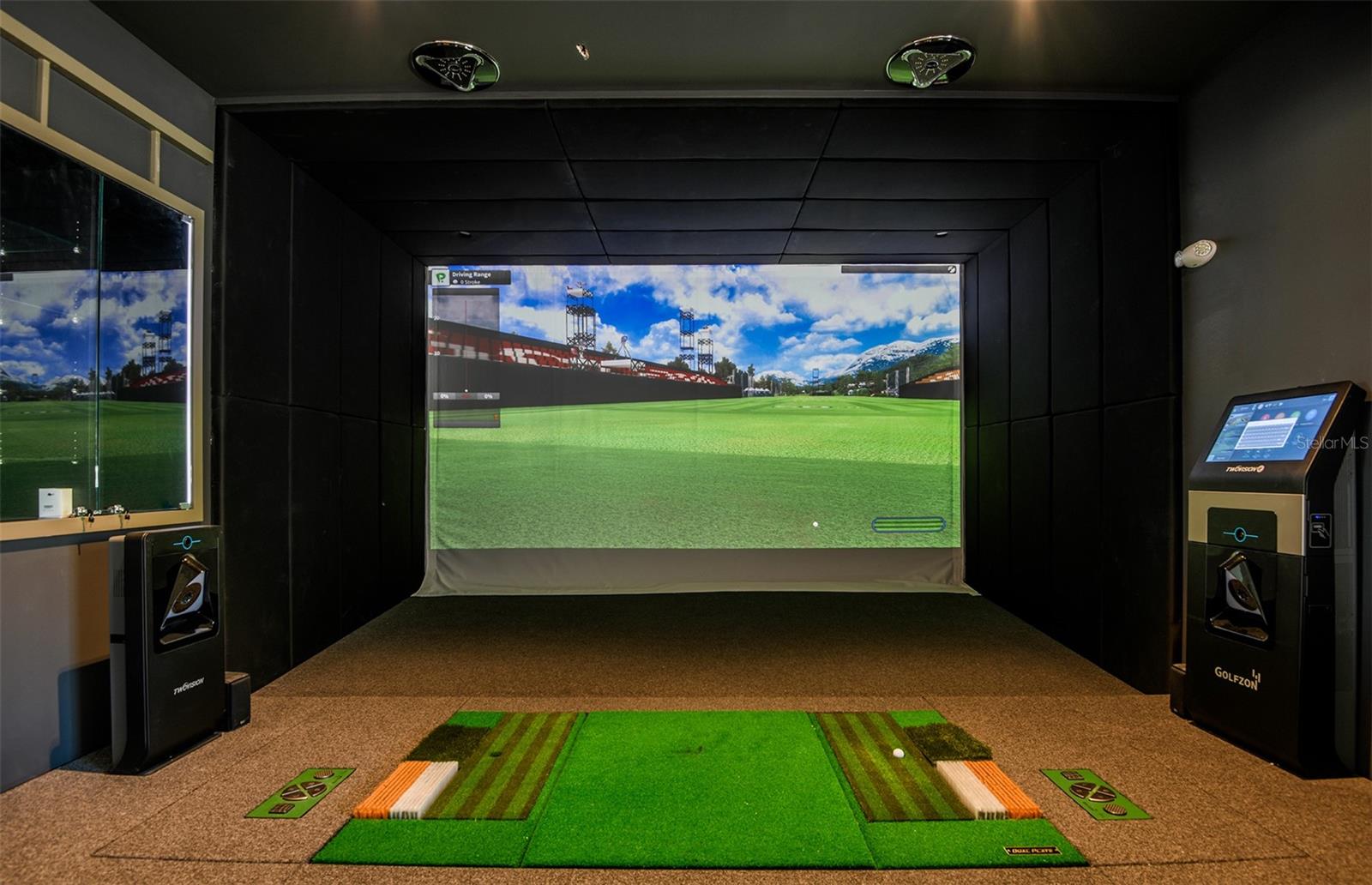 Club House - Golf Simulator