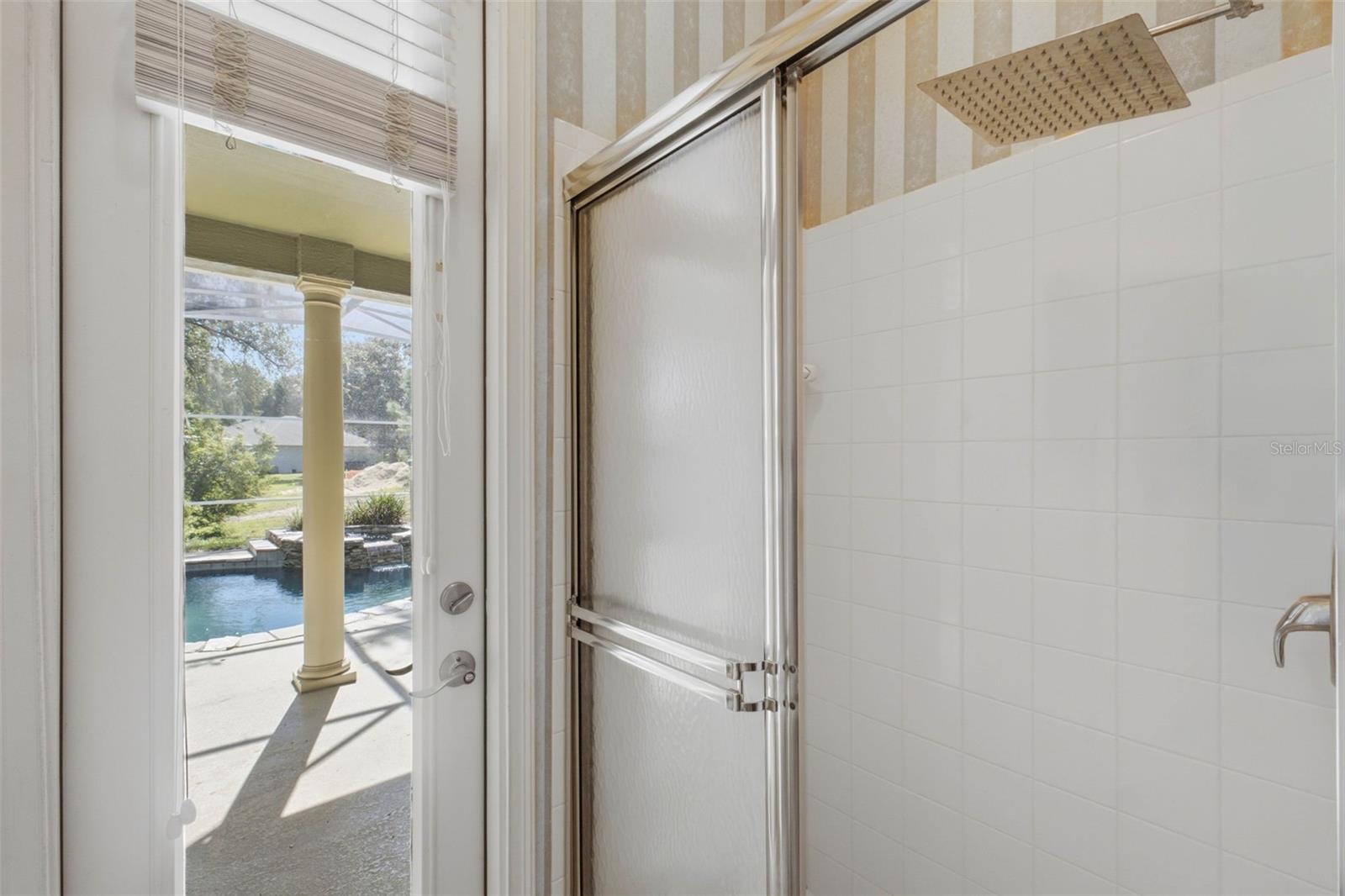 Rain shower head