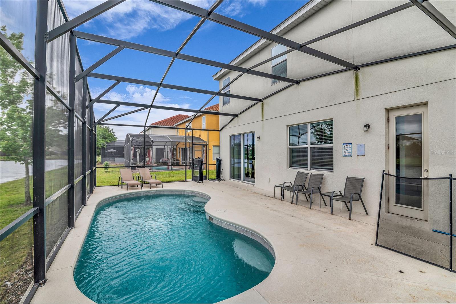Pool deck