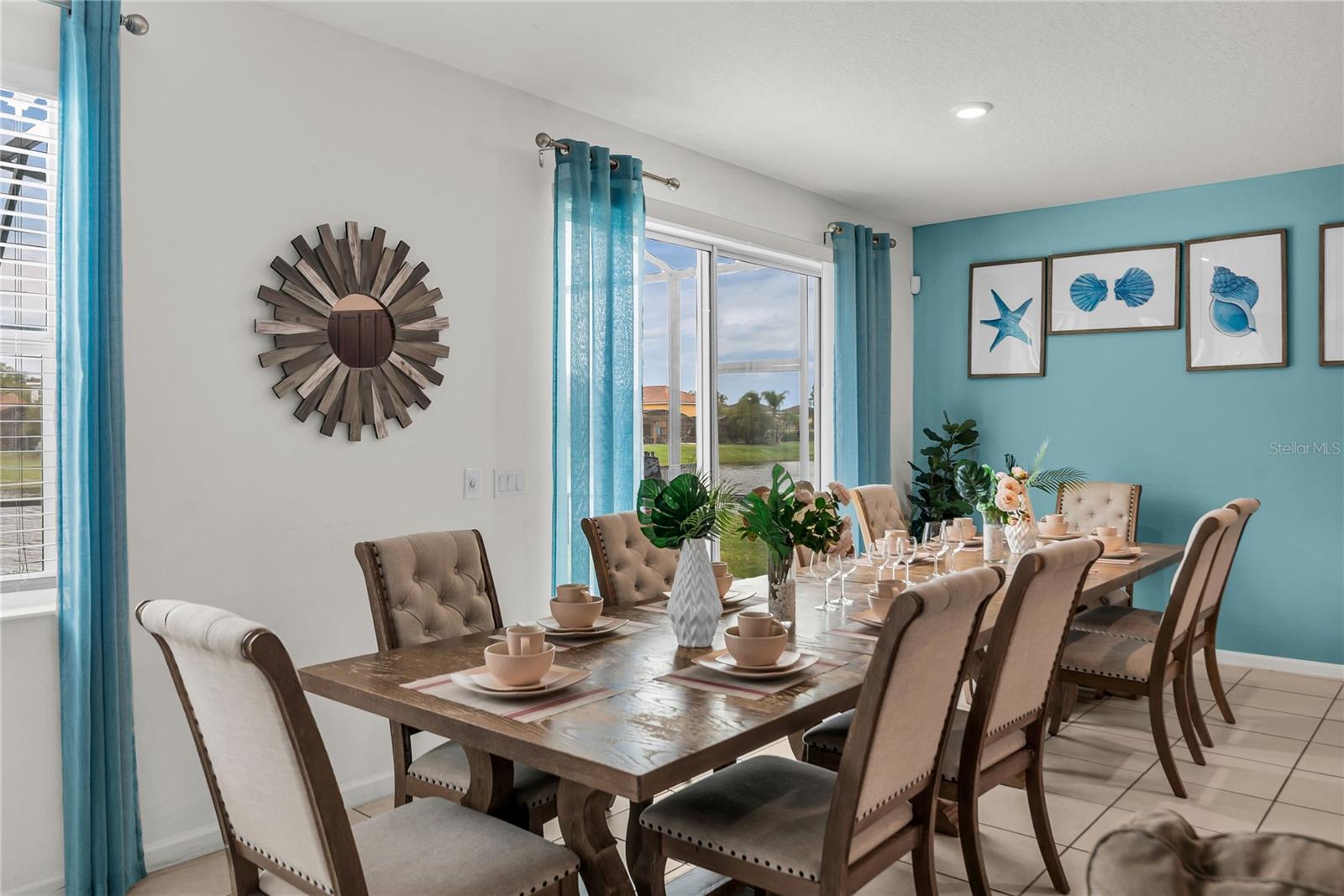 Dining room Dining room
