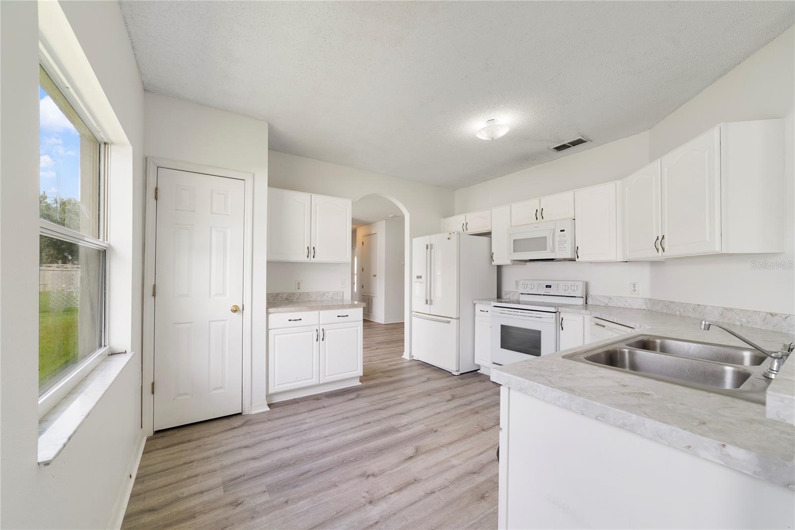 566 HUMMINGBIRD COURT, Poinciana, FL 34759