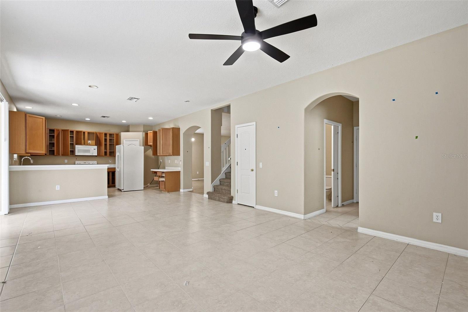 19264 FISHERMANS BEND DRIVE, Lutz, FL 33558