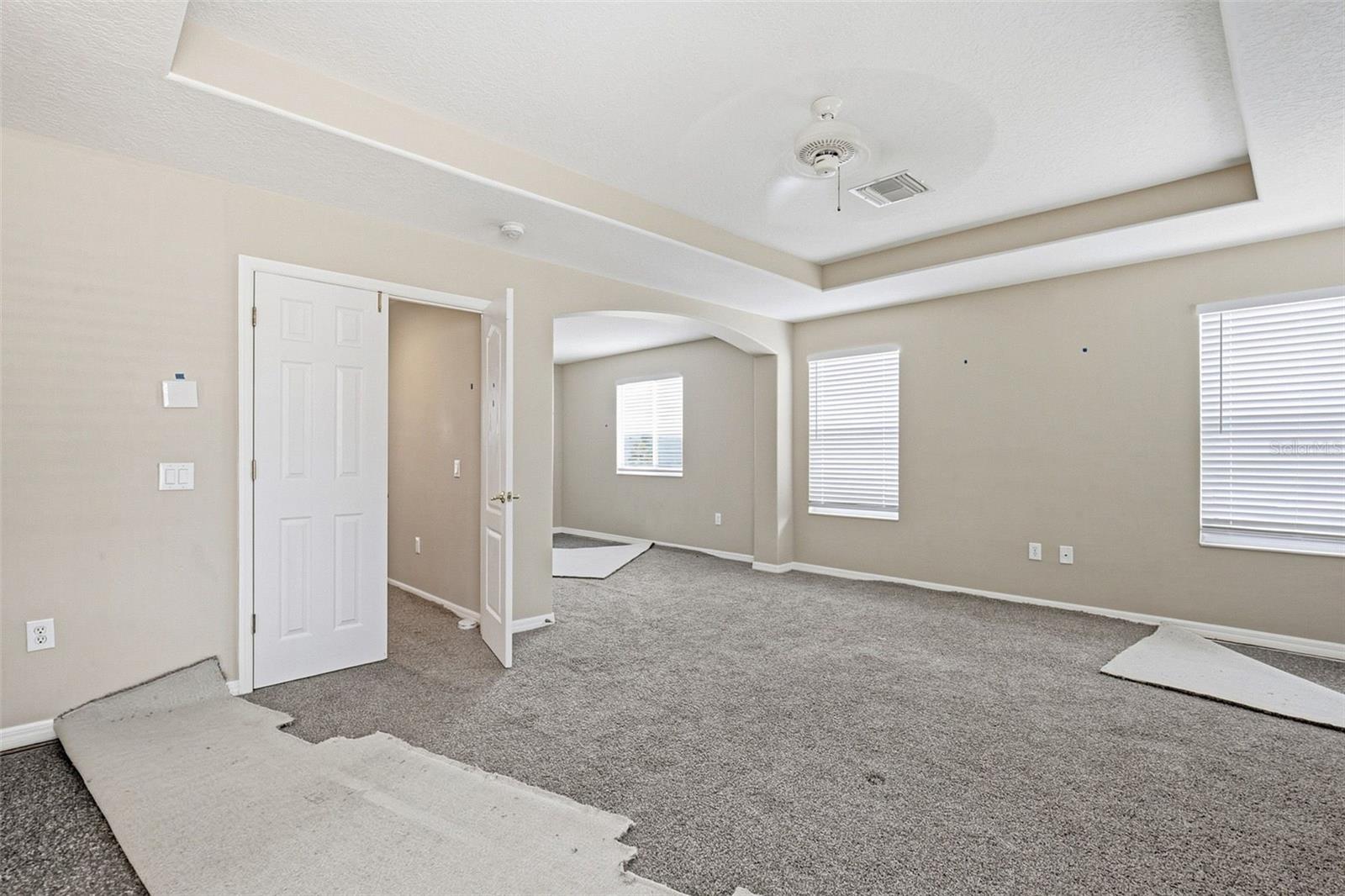 19264 FISHERMANS BEND DRIVE, Lutz, FL 33558