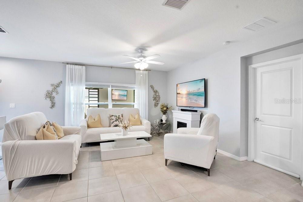 5650 COSTA BLANCA WAY, Davenport, FL 33897