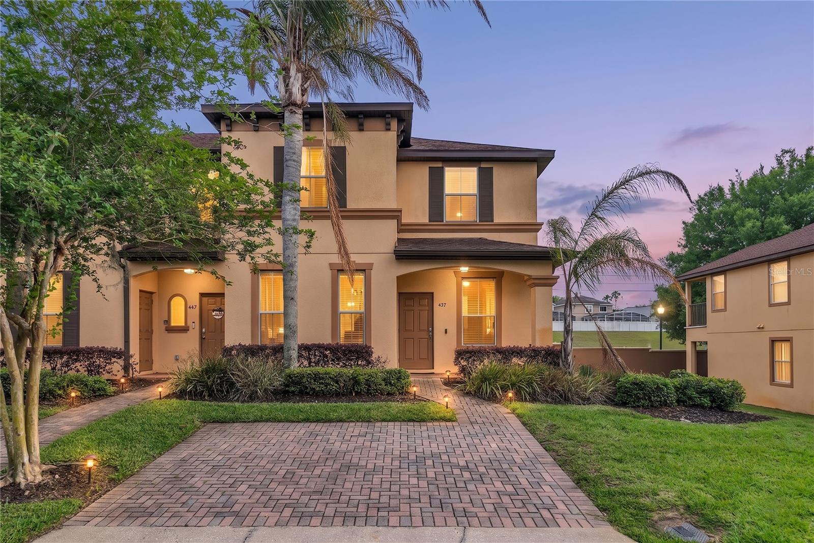 Front of 457 La Mirage Street