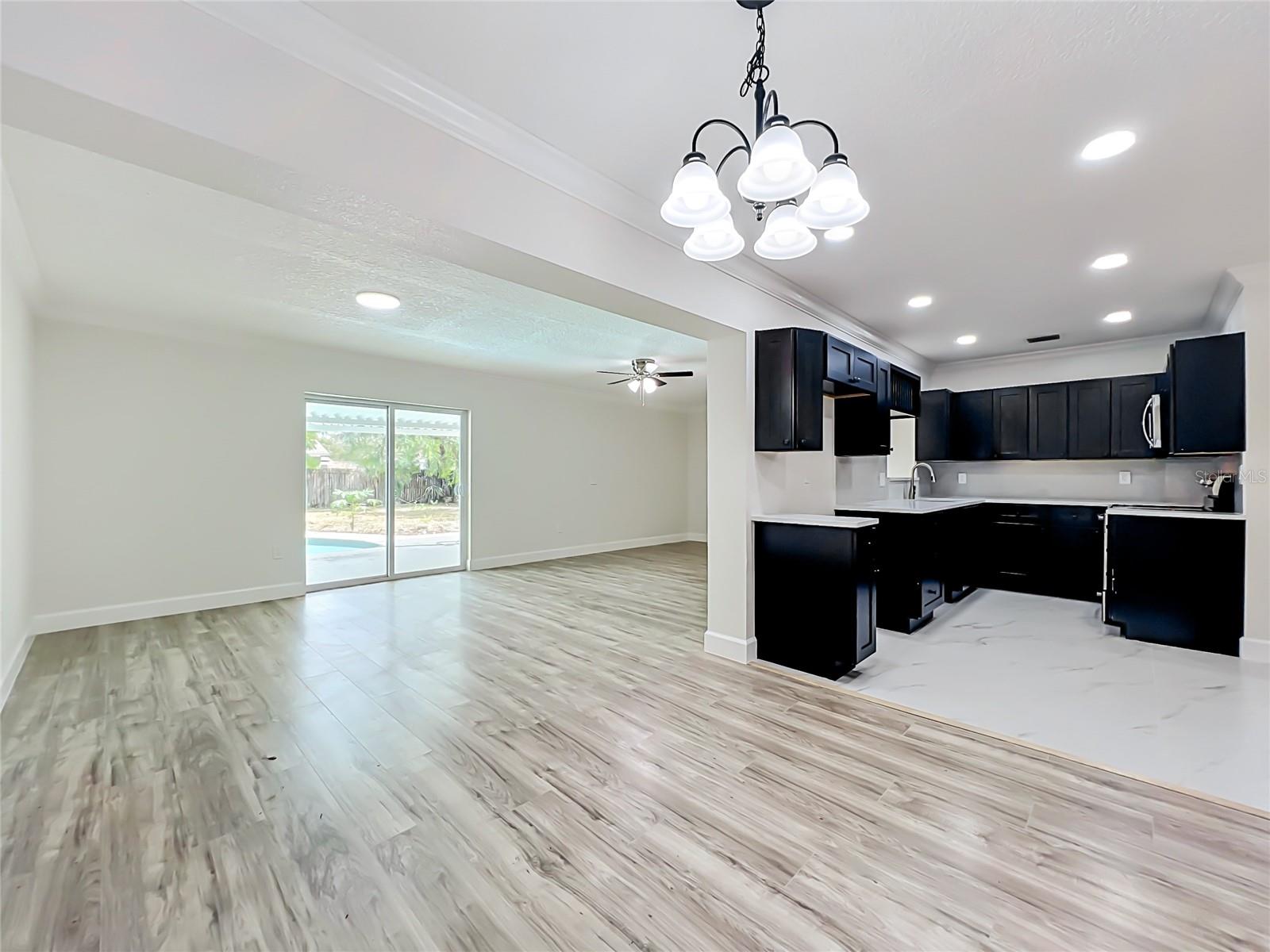 4207 SEYBOLD AVENUE, Orlando, FL 32808