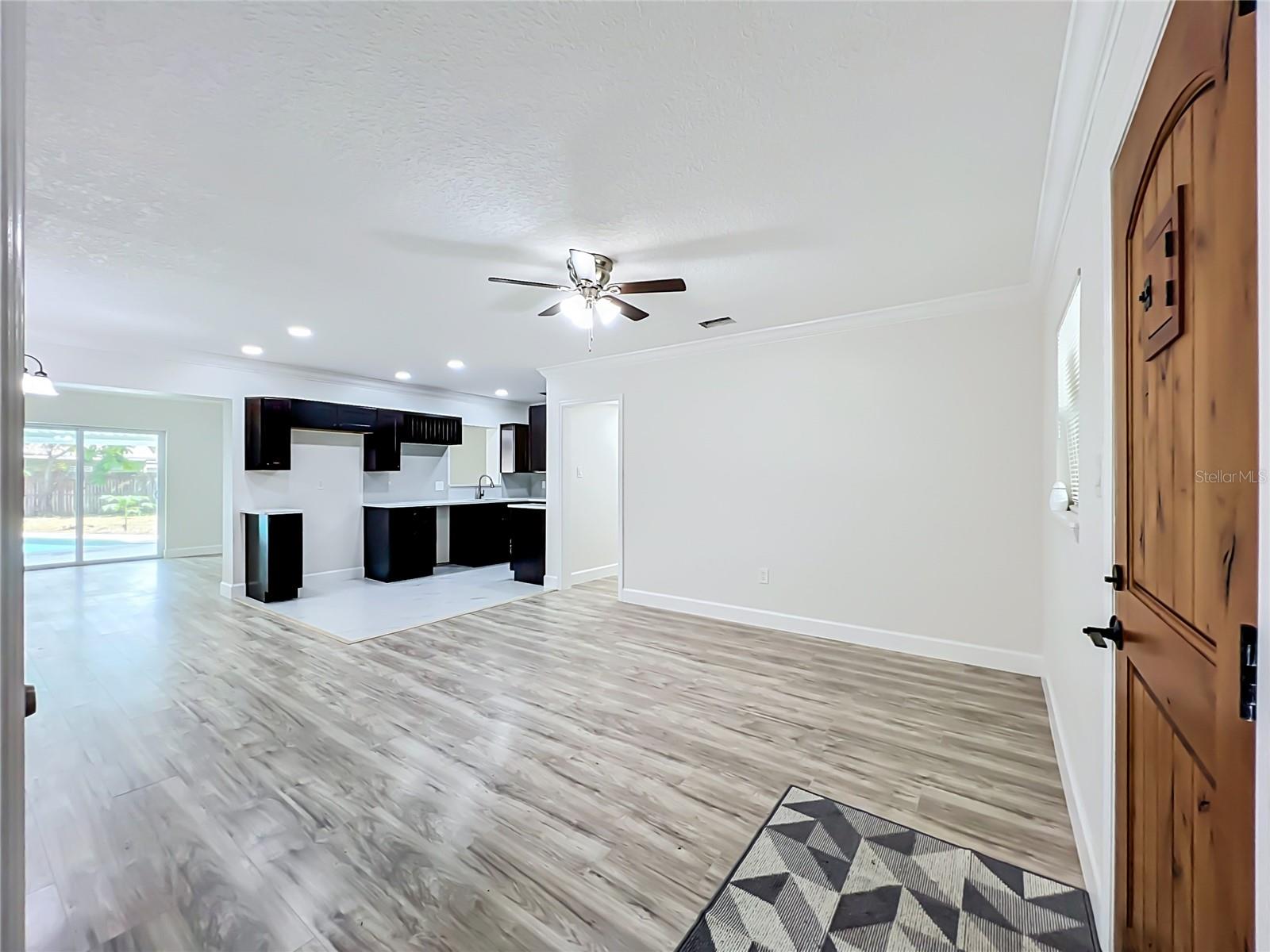 4207 SEYBOLD AVENUE, Orlando, FL 32808 4207 SEYBOLD AVENUE, Orlando, FL 32808