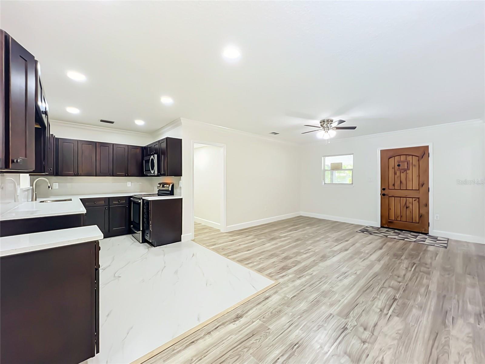 4207 SEYBOLD AVENUE, Orlando, FL 32808