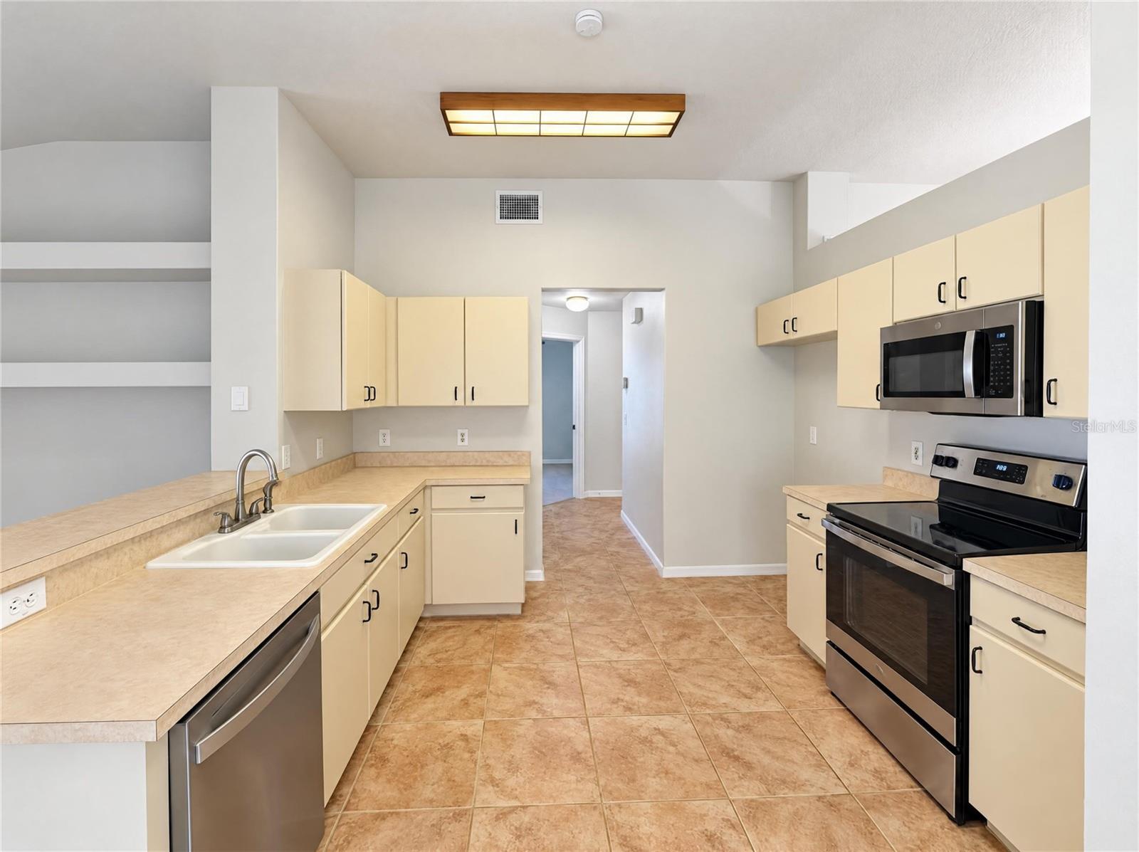 22827 RICHARDSON LANE, Land O Lakes, FL 34639