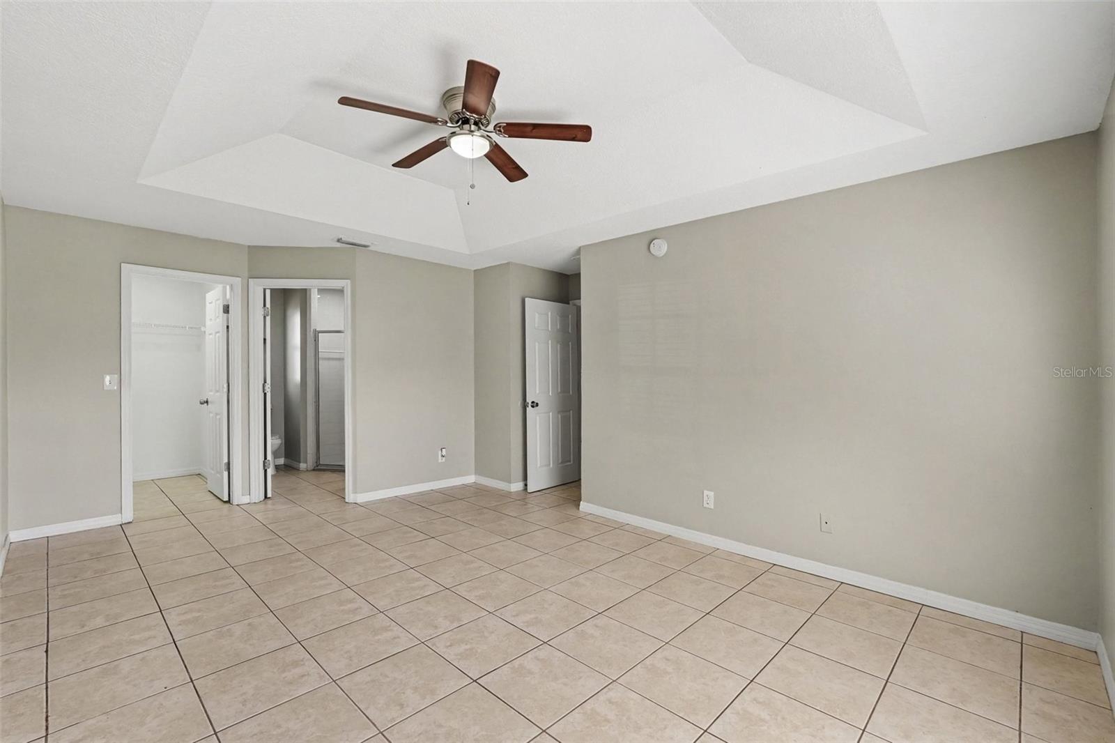 5233 BOGDONOFF DRIVE, Seffner, FL 33584