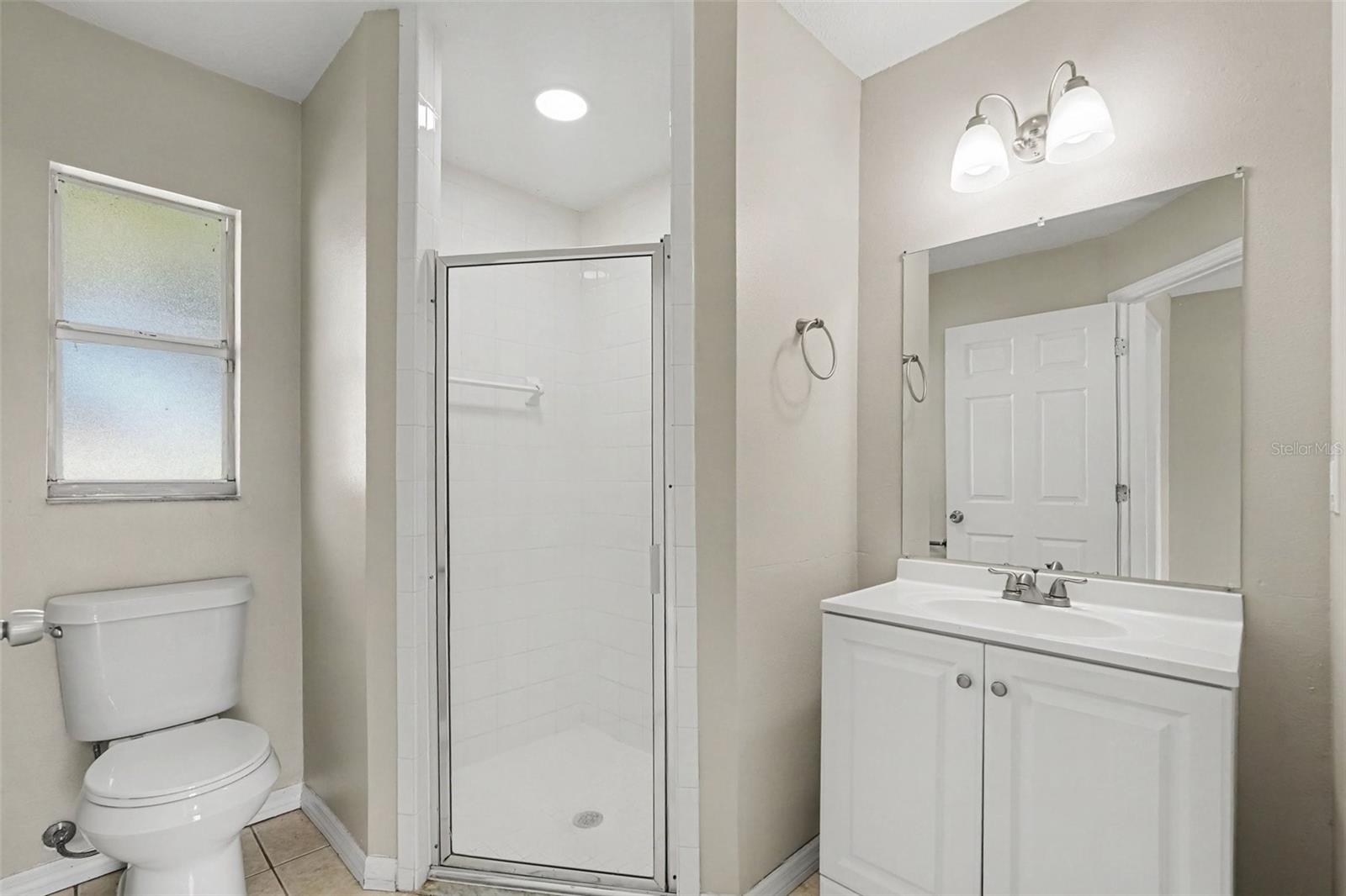 5233 BOGDONOFF DRIVE, Seffner, FL 33584