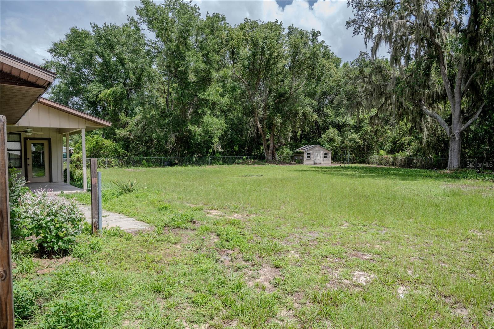 17836 PALM STREET, Umatilla, FL 32784