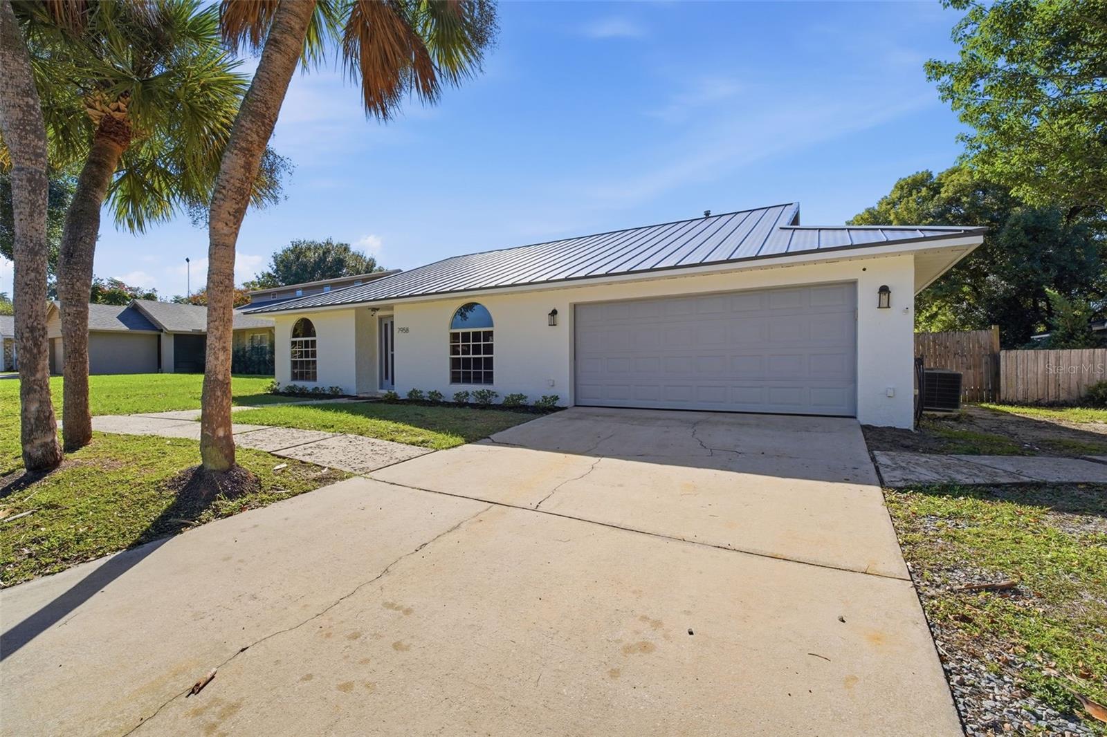 7958 GLEN ABBEY CIRCLE, Orlando, FL 32819