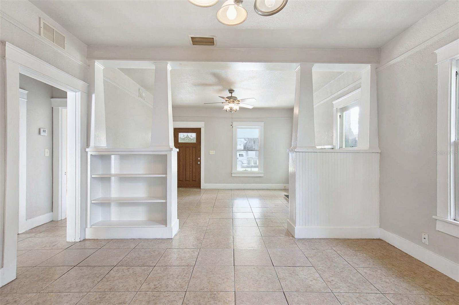 508 E HUGH STREET, Tampa, FL 33603