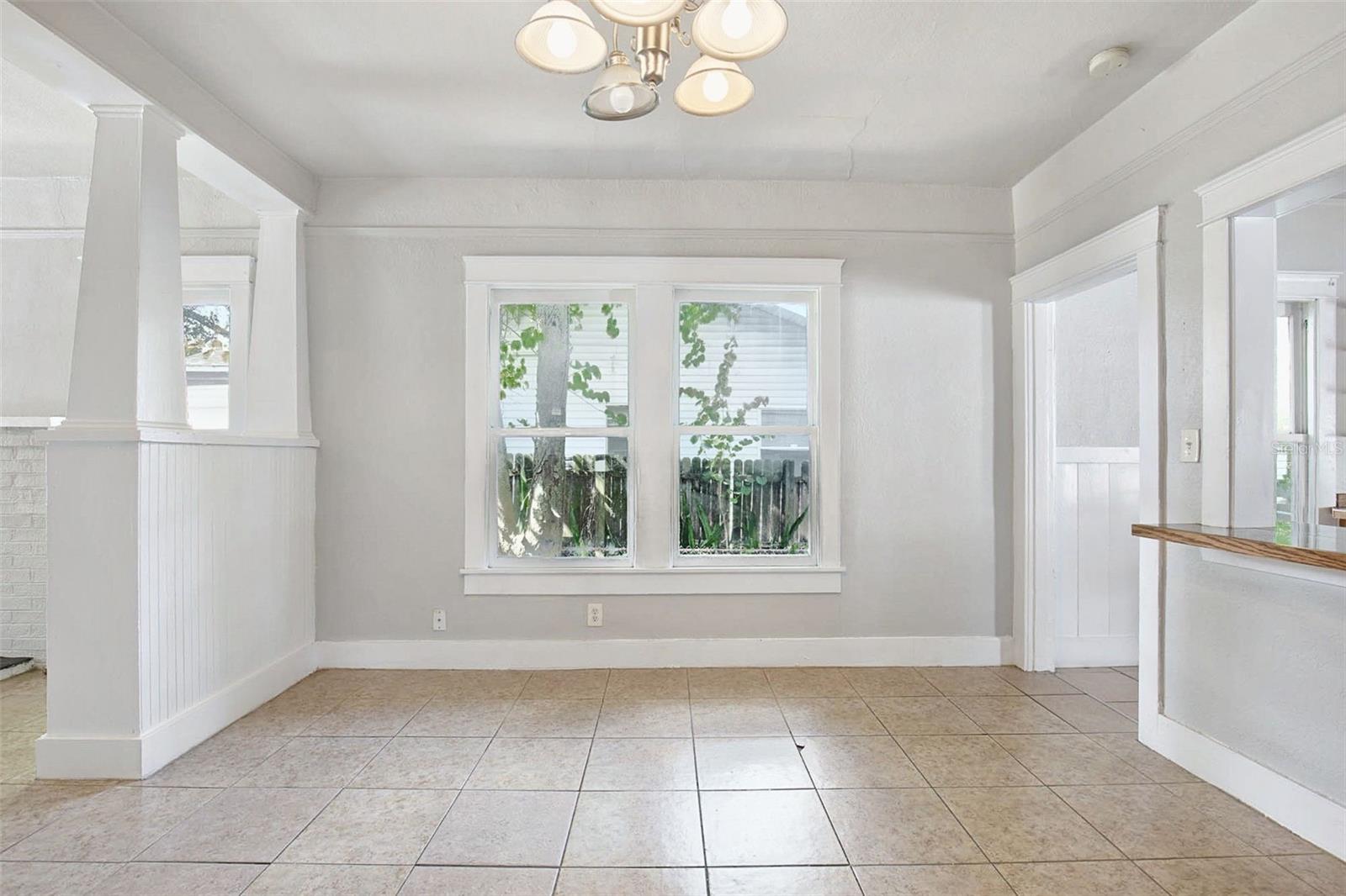 508 E HUGH STREET, Tampa, FL 33603