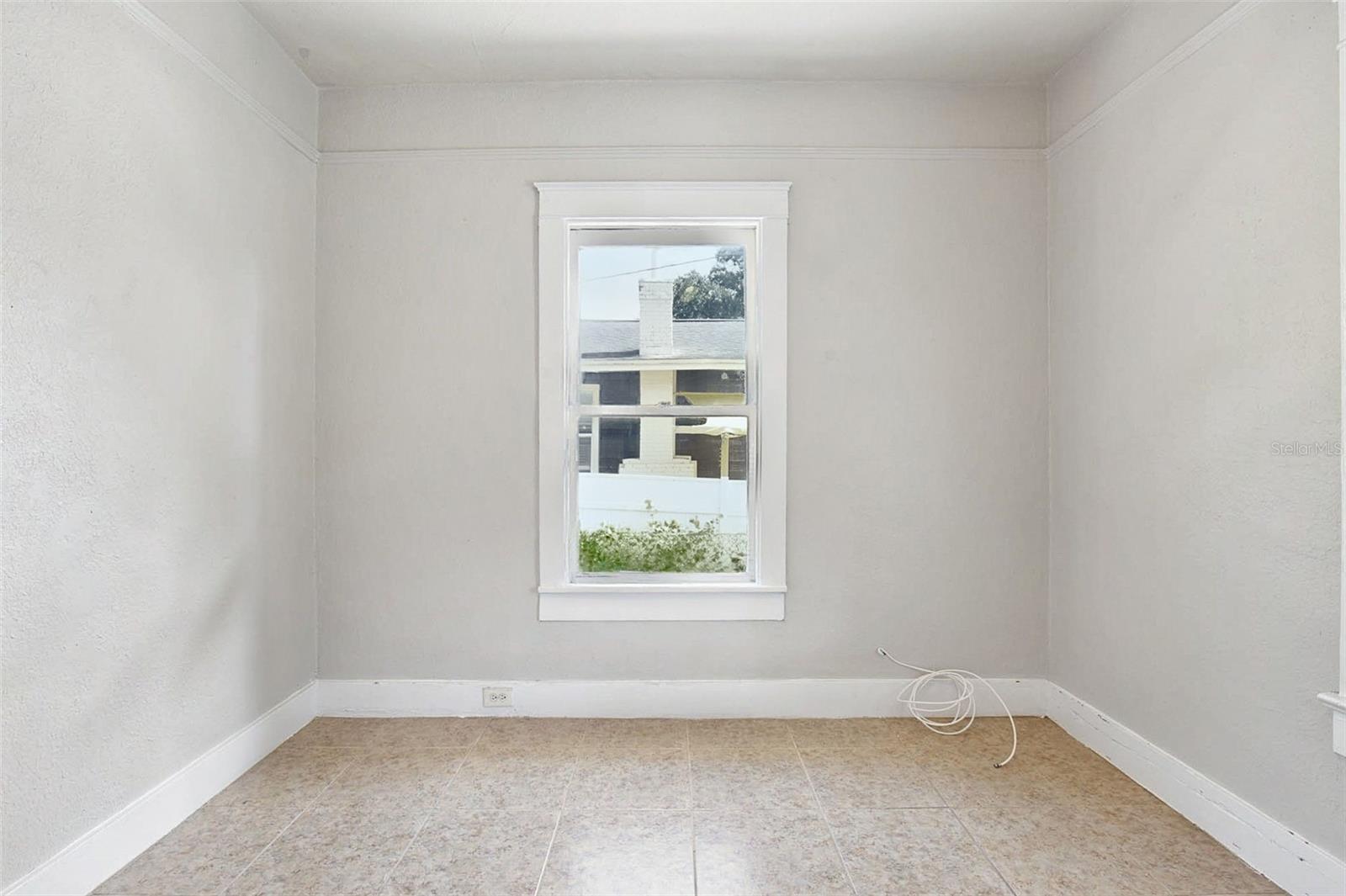 508 E HUGH STREET, Tampa, FL 33603