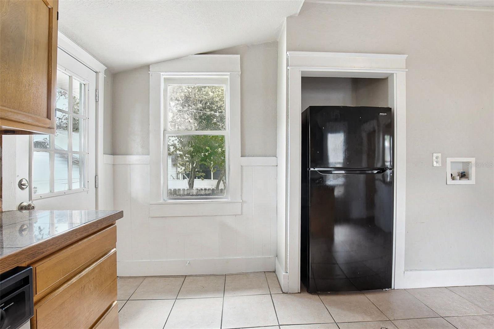 508 E HUGH STREET, Tampa, FL 33603