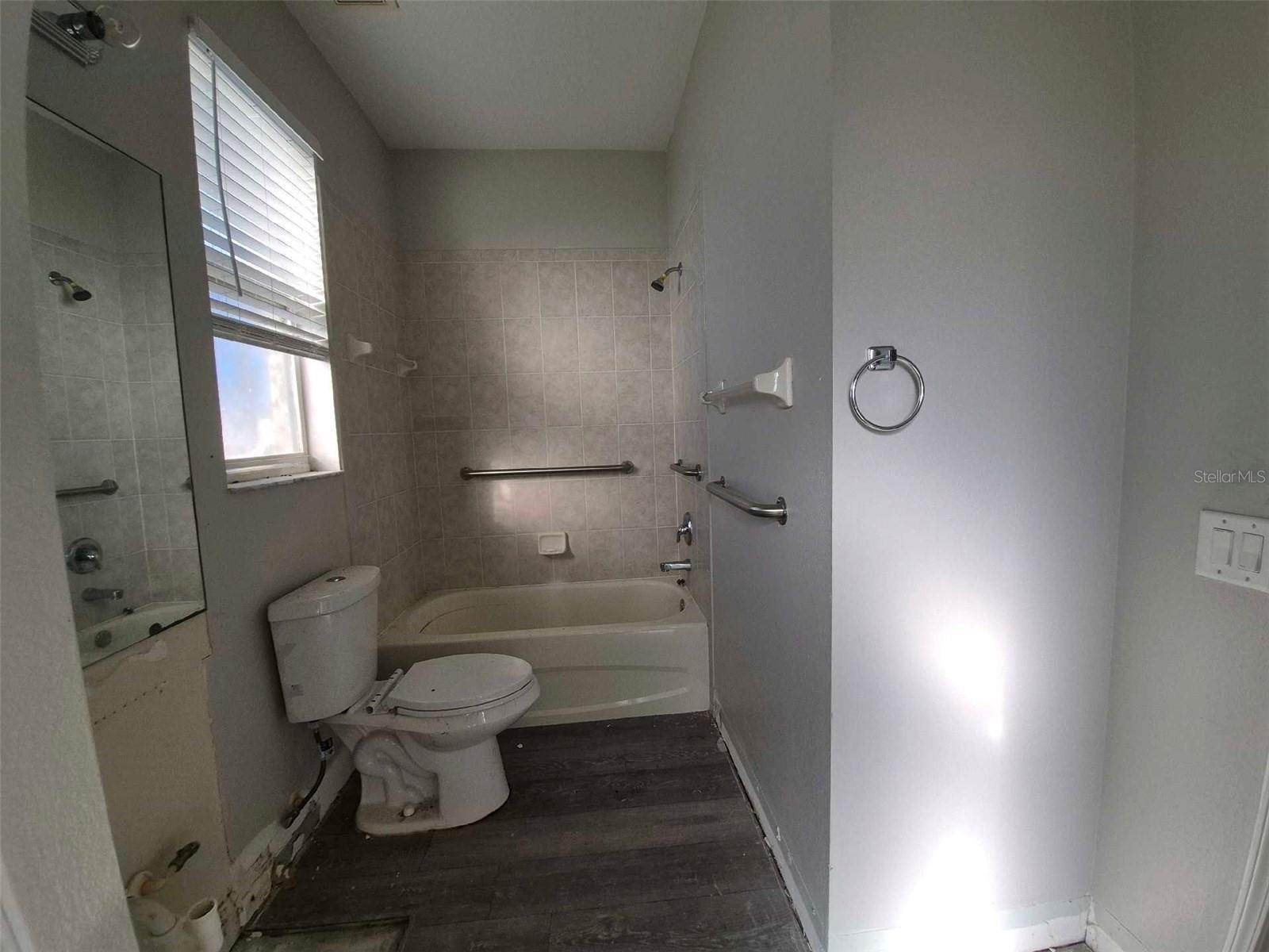 8109 ORANGE SPRING DRIVE, Ruskin, FL 33573
