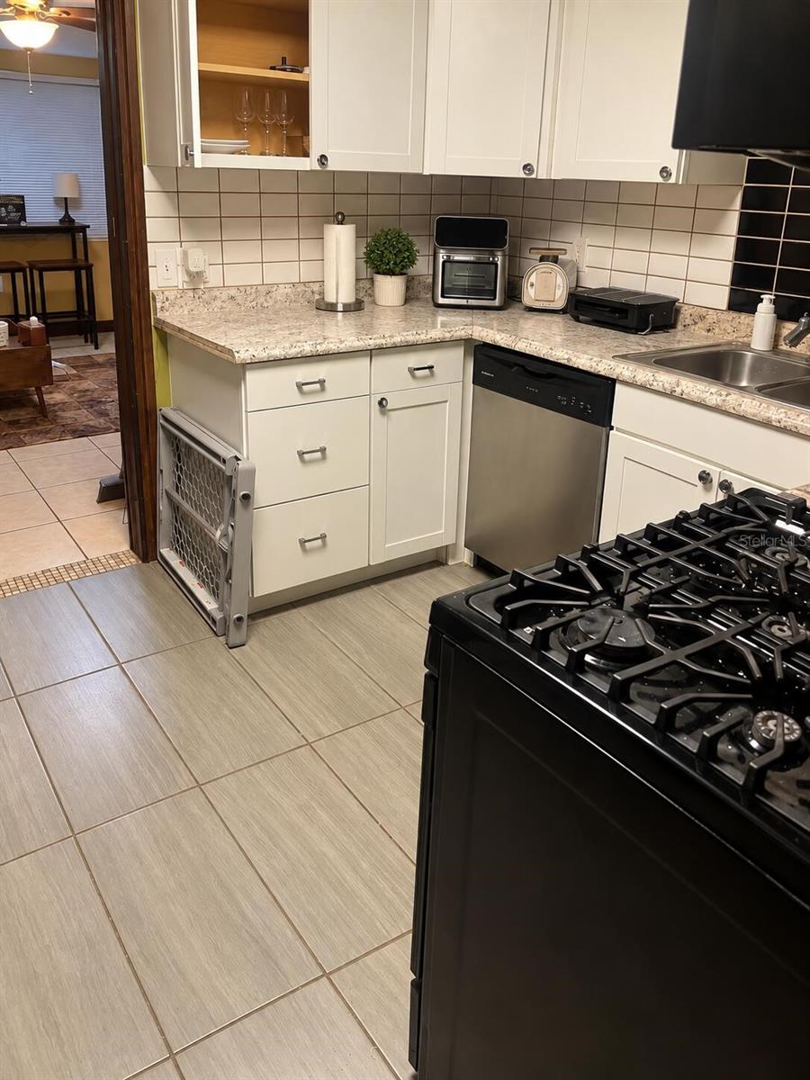 932 HART STREET, Lake Wales, FL 33859