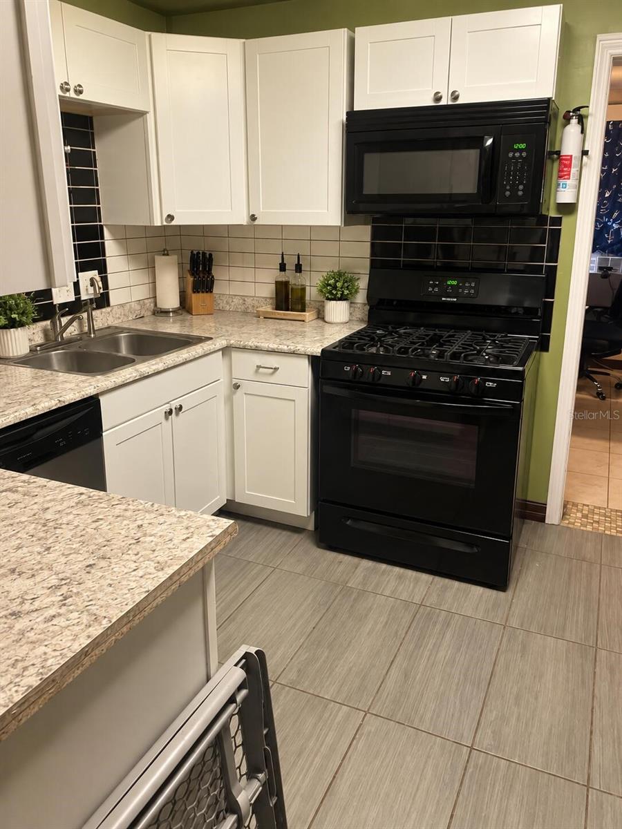 932 HART STREET, Lake Wales, FL 33859