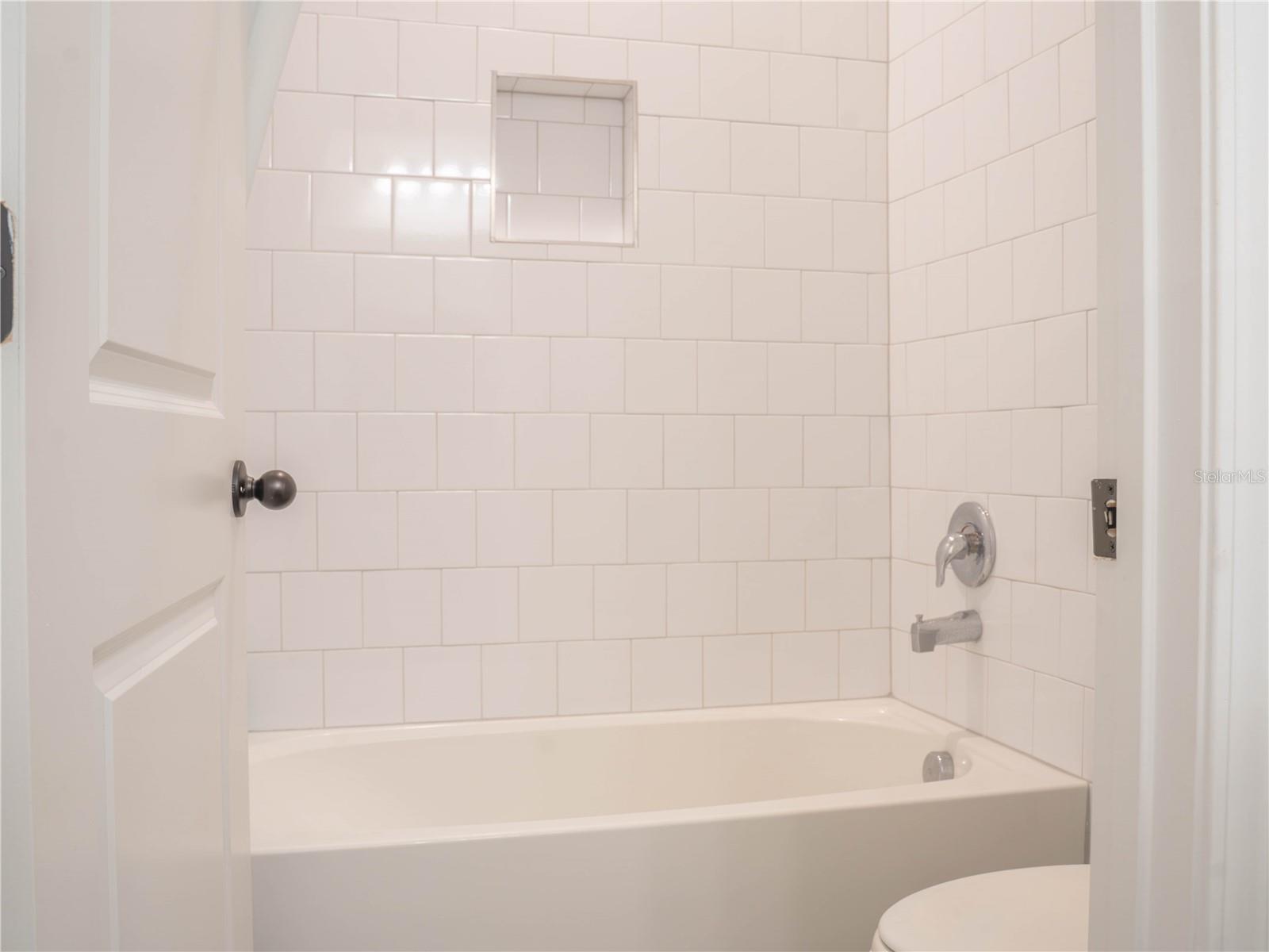 460 AVILA PLACE, Howey In The Hills, FL 34737