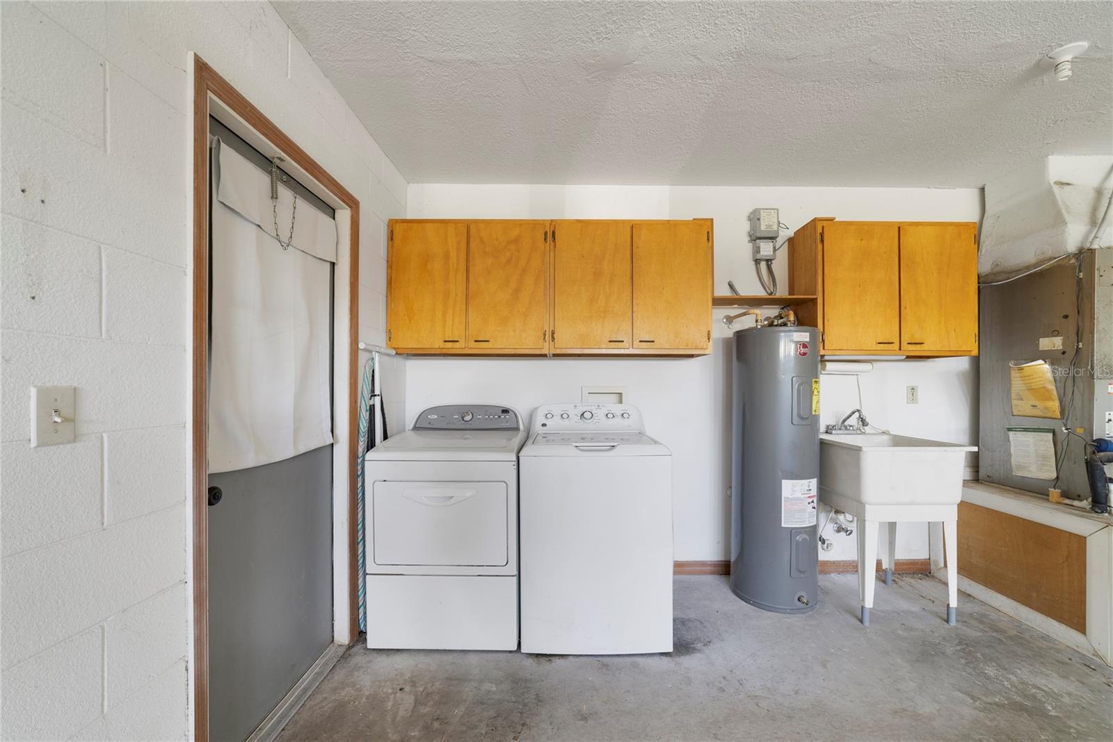 11904 DESMAR COURT, Orlando, FL 32821