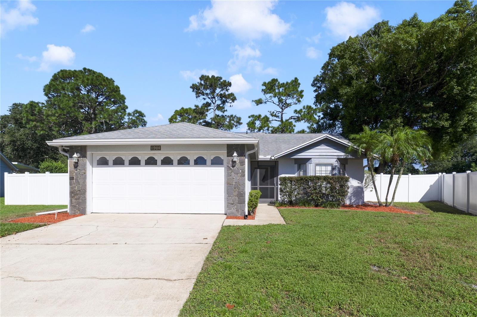 11904 DESMAR COURT, Orlando, FL 32821