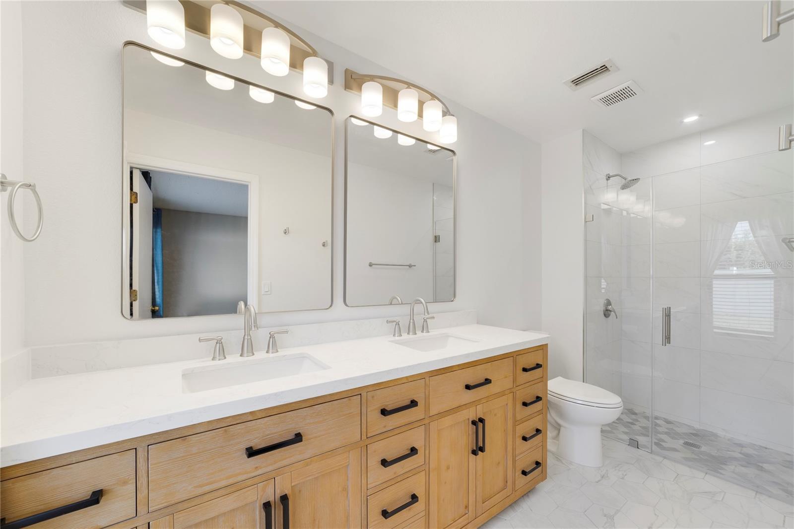 11904 DESMAR COURT, Orlando, FL 32821
