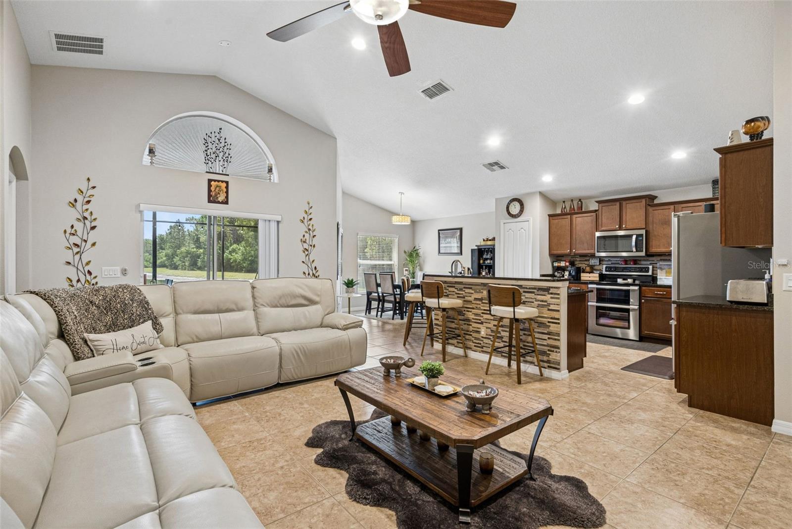 1519 BALSAM WILLOW TRAIL, Orlando, FL 32825 1519 BALSAM WILLOW TRAIL, Orlando, FL 32825