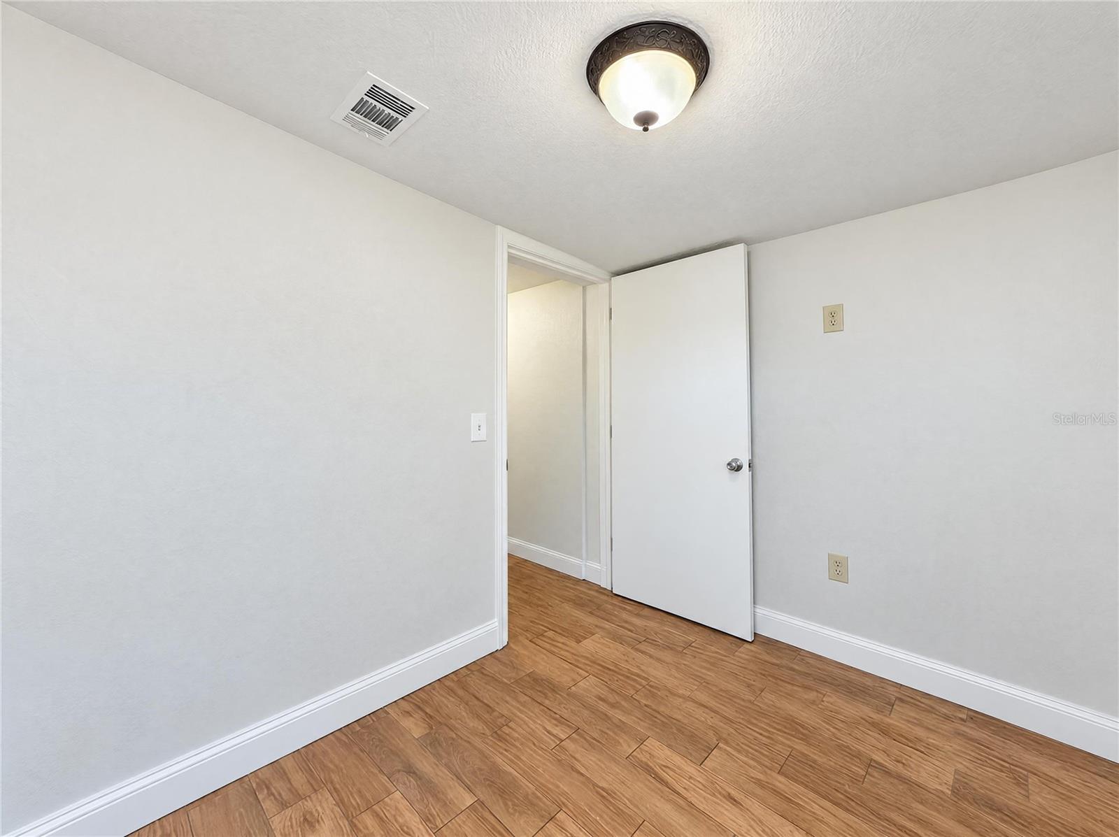 3205 W ROGERS AVENUE, Tampa, FL 33611