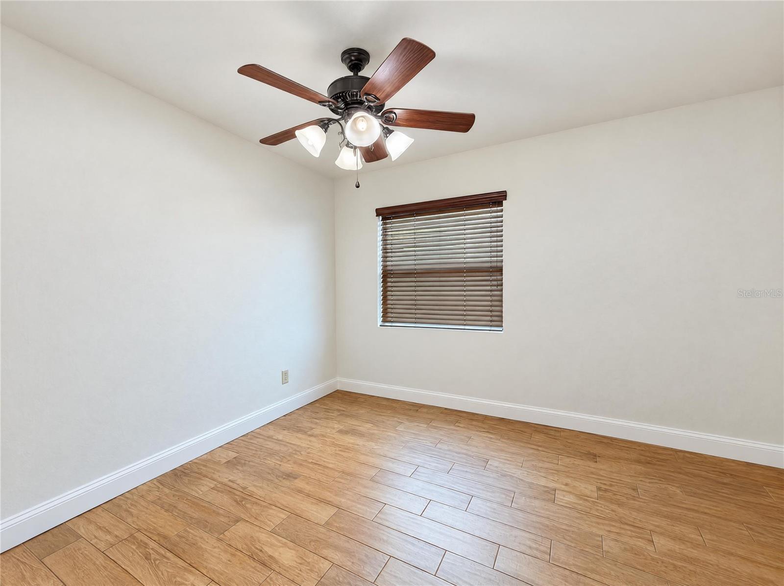 3205 W ROGERS AVENUE, Tampa, FL 33611 3205 W ROGERS AVENUE, Tampa, FL 33611