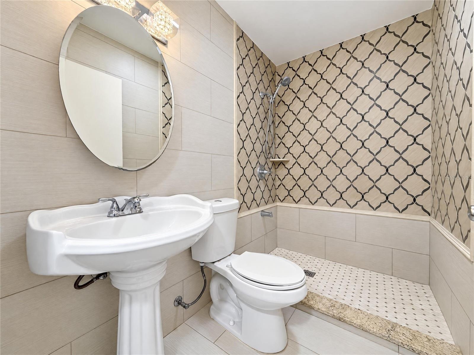 3205 W ROGERS AVENUE, Tampa, FL 33611