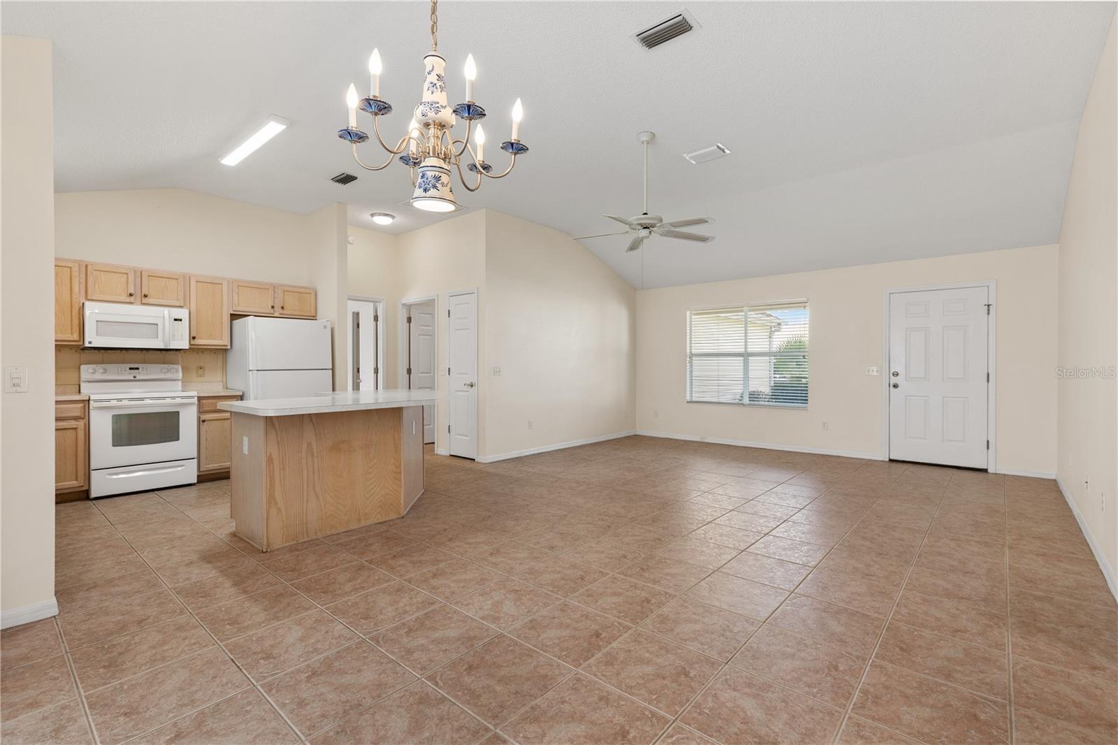 2055 PALO ALTO AVENUE, The Villages, FL 32159