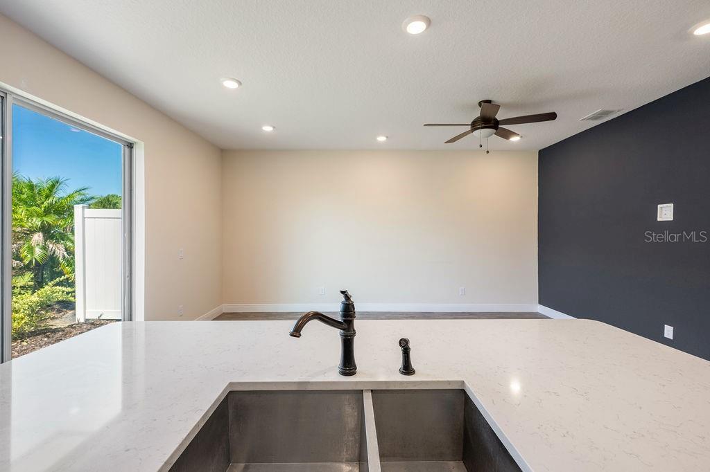 Kitchen/Living Room