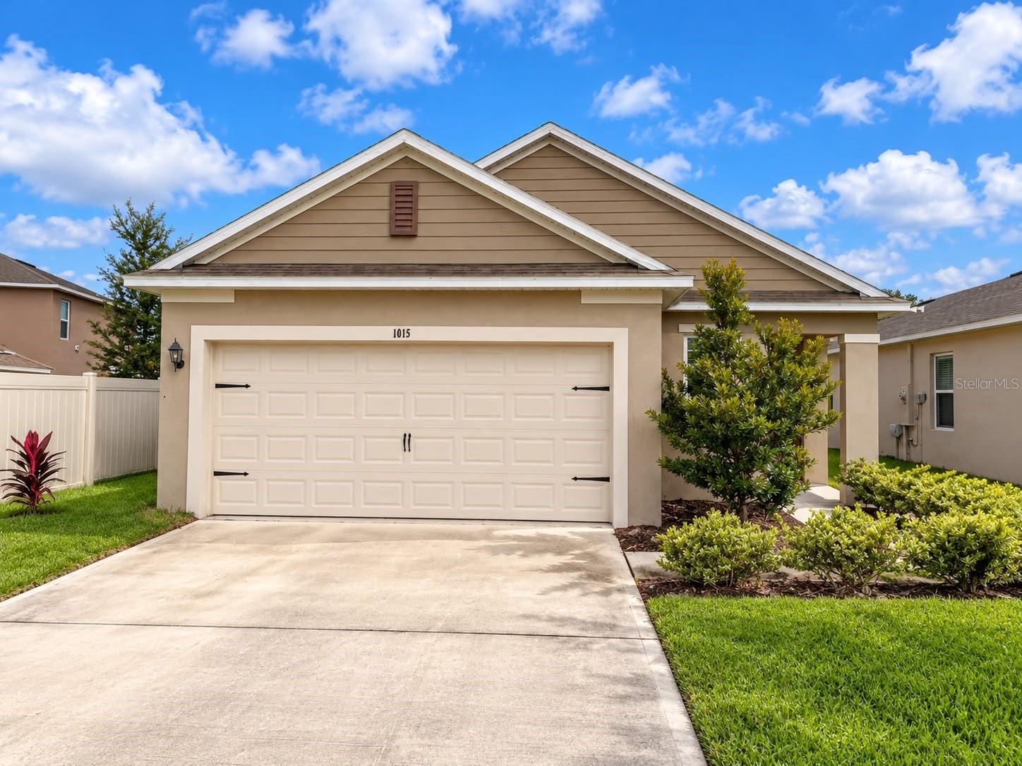 1015 VICTORIA PARC AVENUE, Orange City, FL 32763