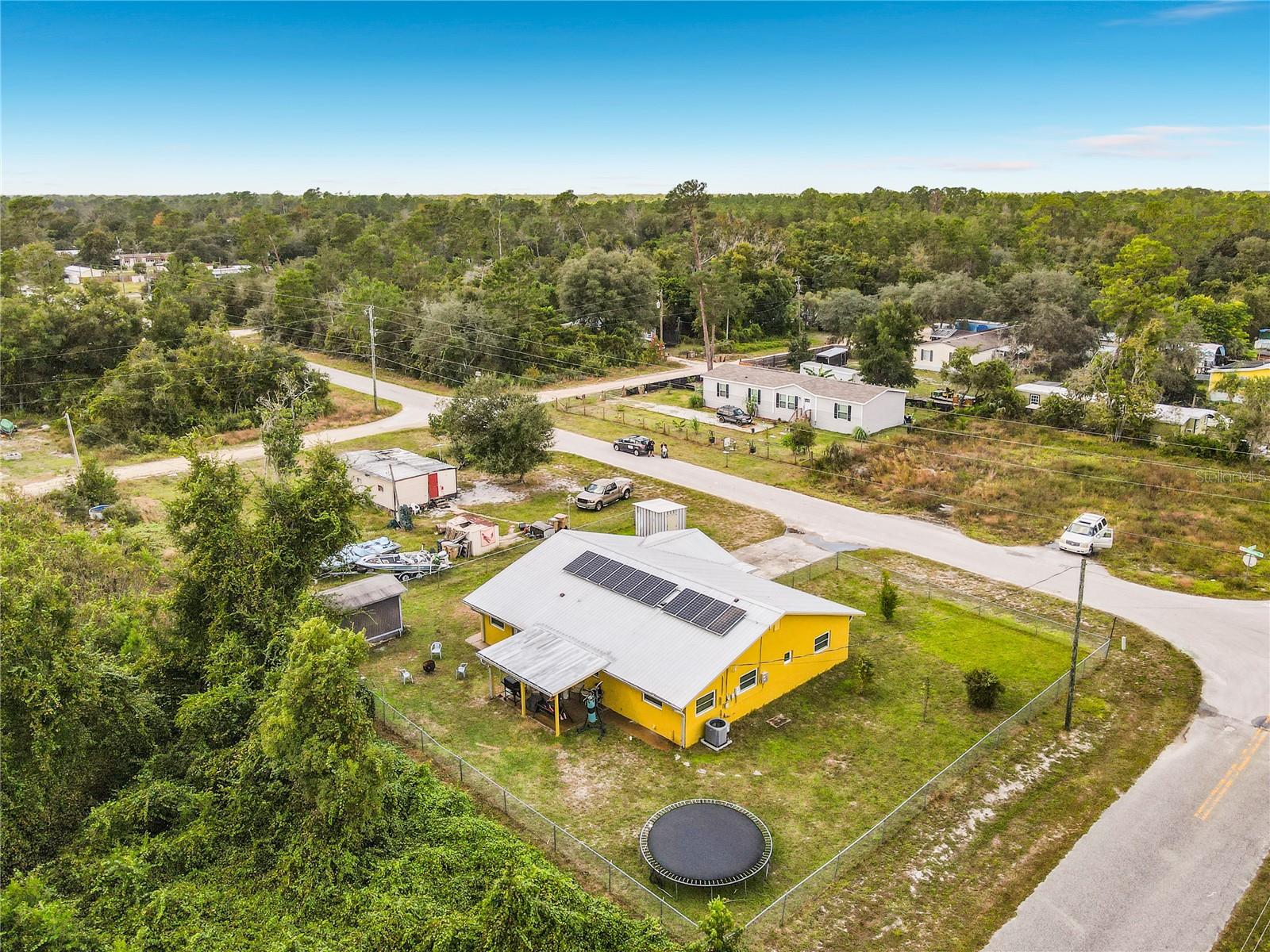28418 BOUGAINVILLEA AVENUE, Paisley, FL 32767