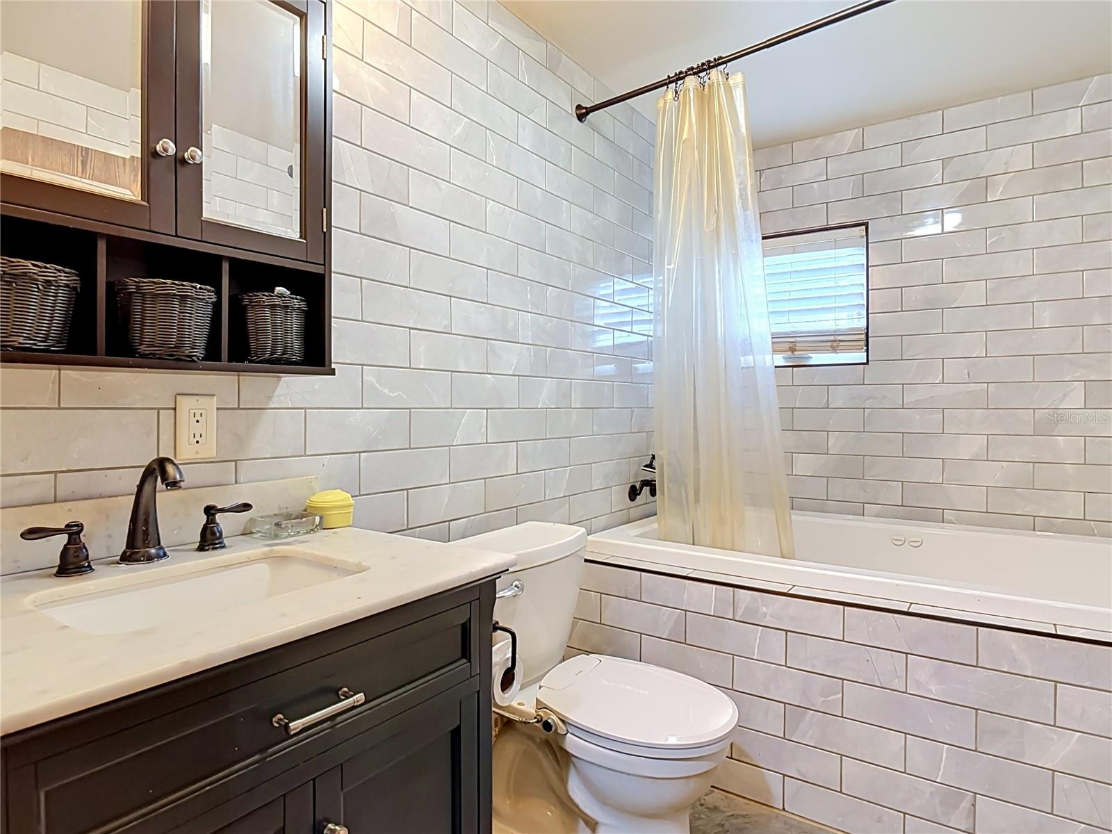 28418 BOUGAINVILLEA AVENUE, Paisley, FL 32767