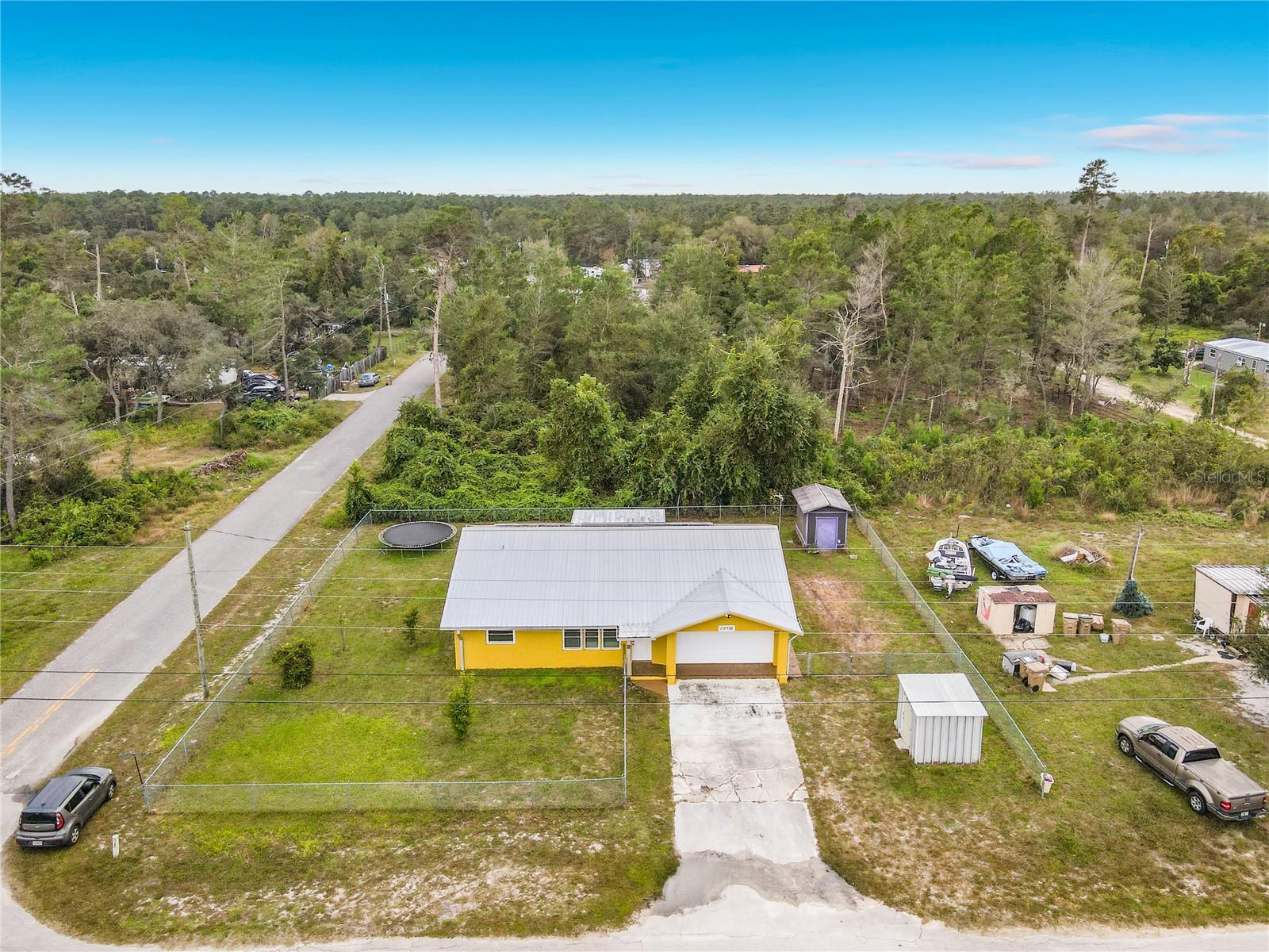 28418 BOUGAINVILLEA AVENUE, Paisley, FL 32767
