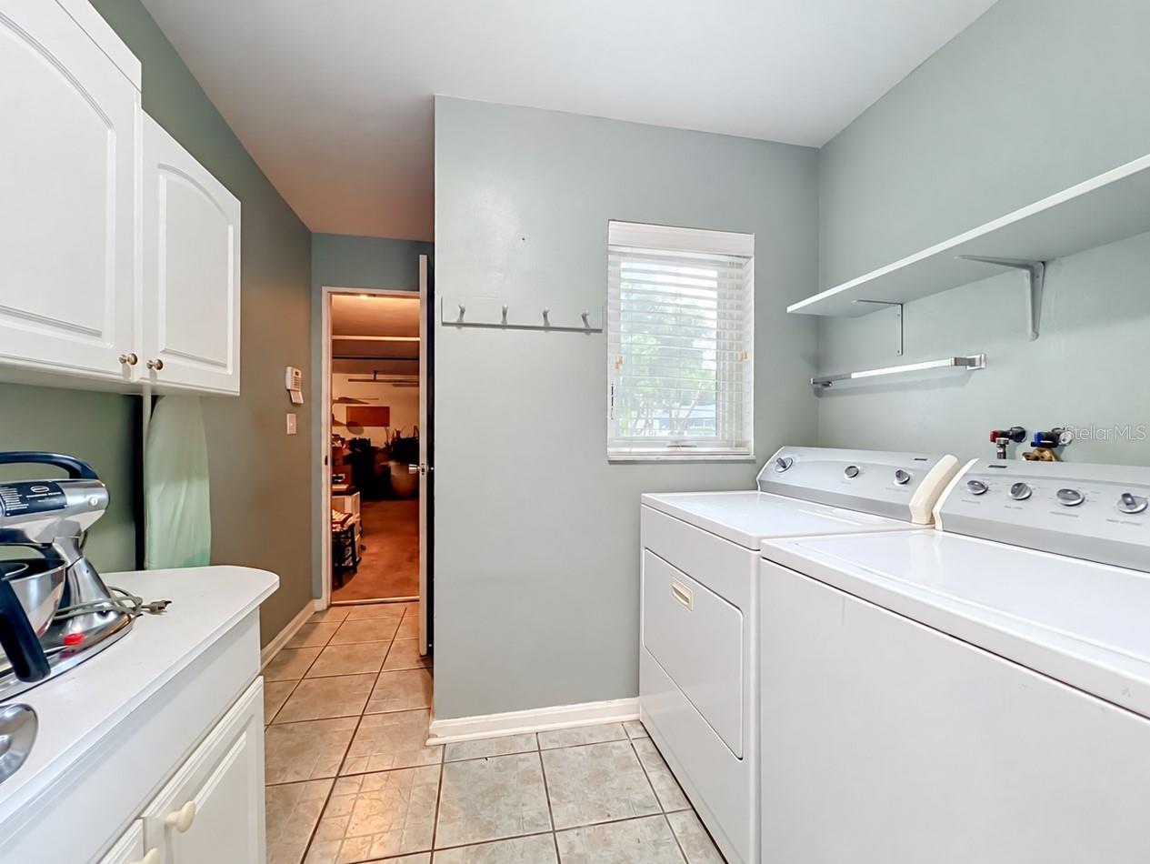 3521 EDLAND DRIVE, Orlando, FL 32806