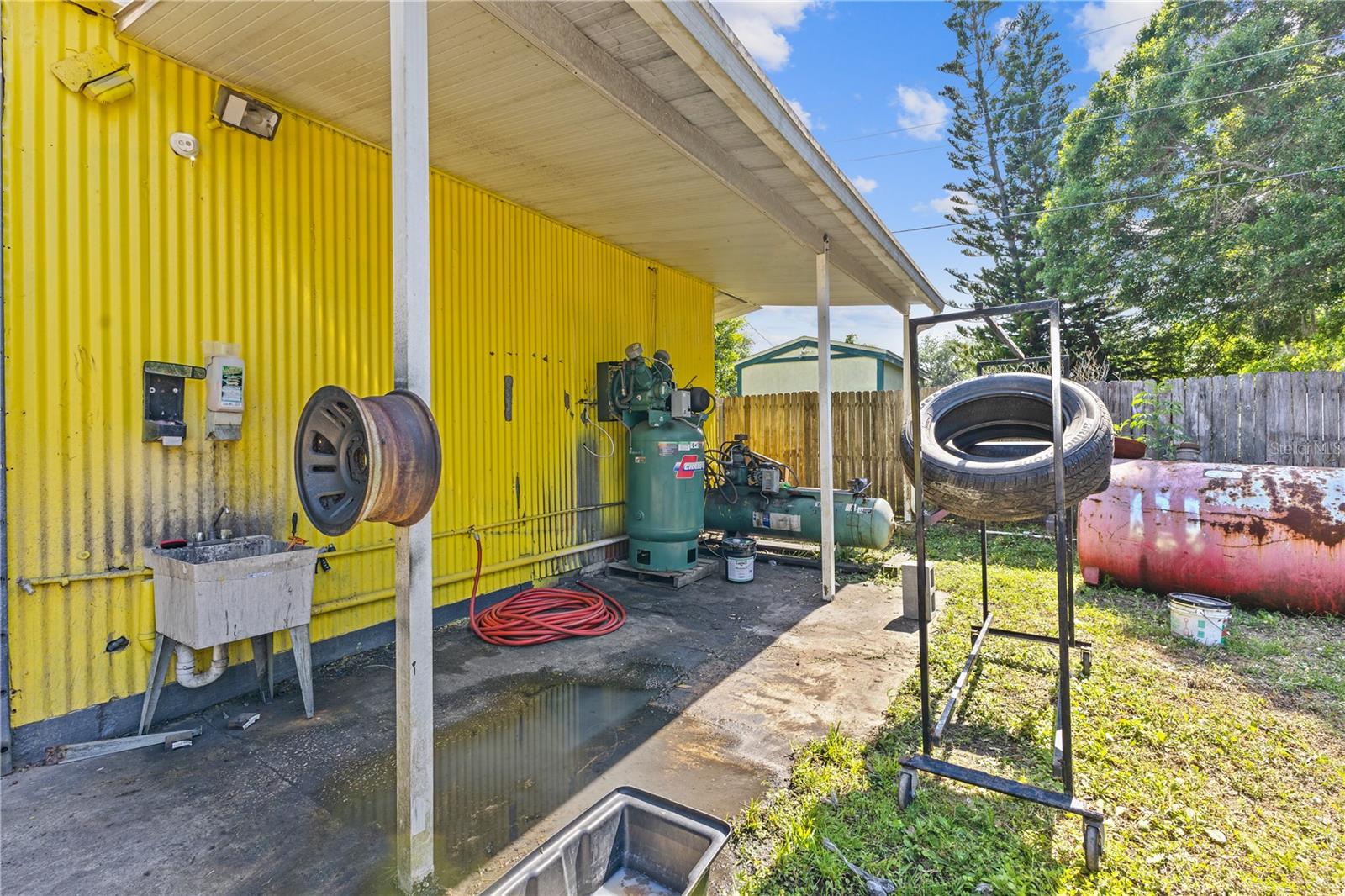 556 MASON AVENUE, Daytona Beach, FL 32117