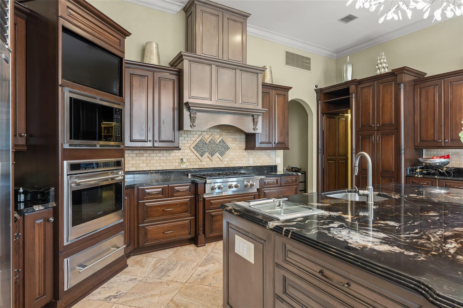 11103 BRIDGE HOUSE ROAD, Windermere, FL 34786