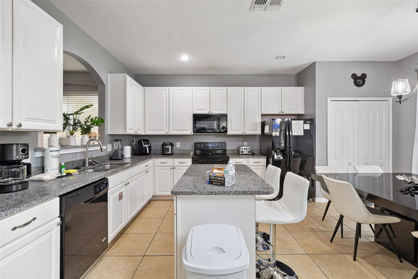 5221 OAKBOURNE AVENUE, Davenport, FL 33837