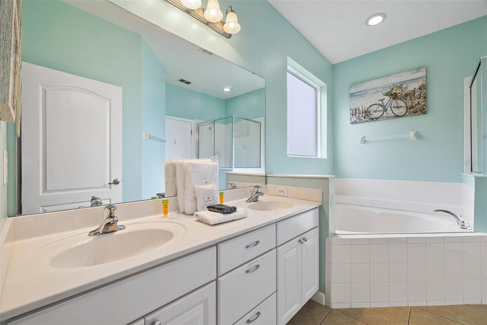 5221 OAKBOURNE AVENUE, Davenport, FL 33837